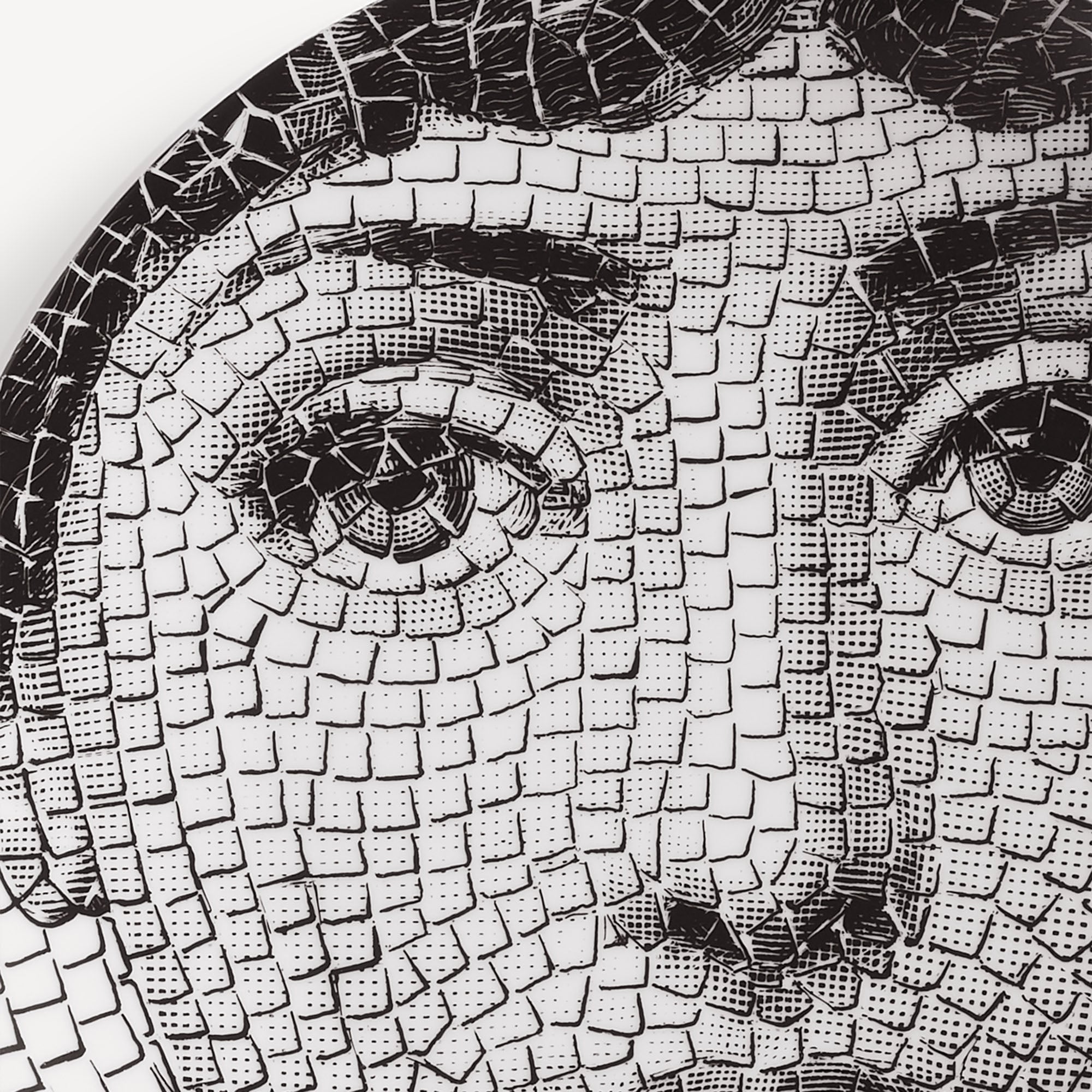 fornasetti-tema-e-variazioni-n-131-wandteller-porzellan image 4