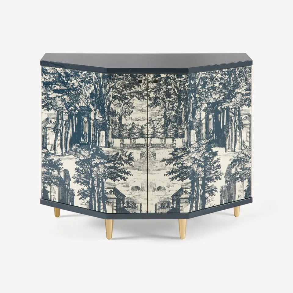 atelier-fornasetti-giardino-settecentesco-beistellschrank-polyedrisch image 1