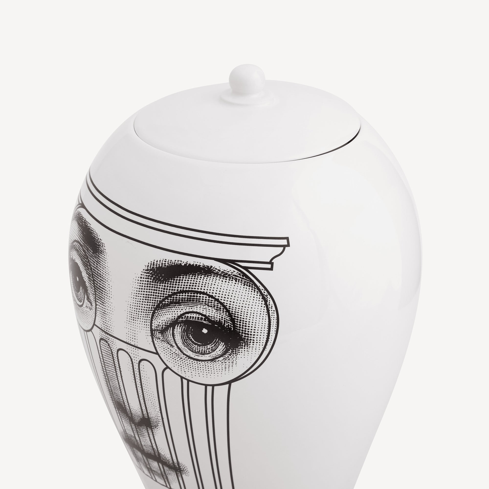 fornasetti-capitello-vase-keramik-gesicht-lina-cavalieri image 4