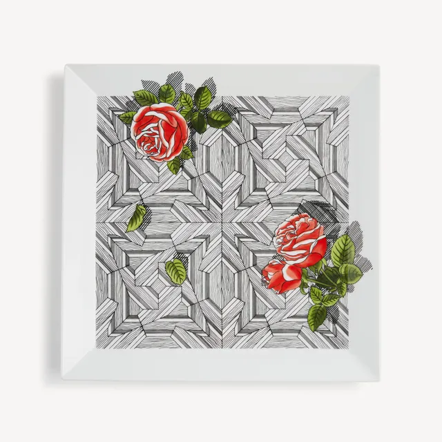 fornasetti-musciarabia-tablett-porzellan-rosen-eckig image 1