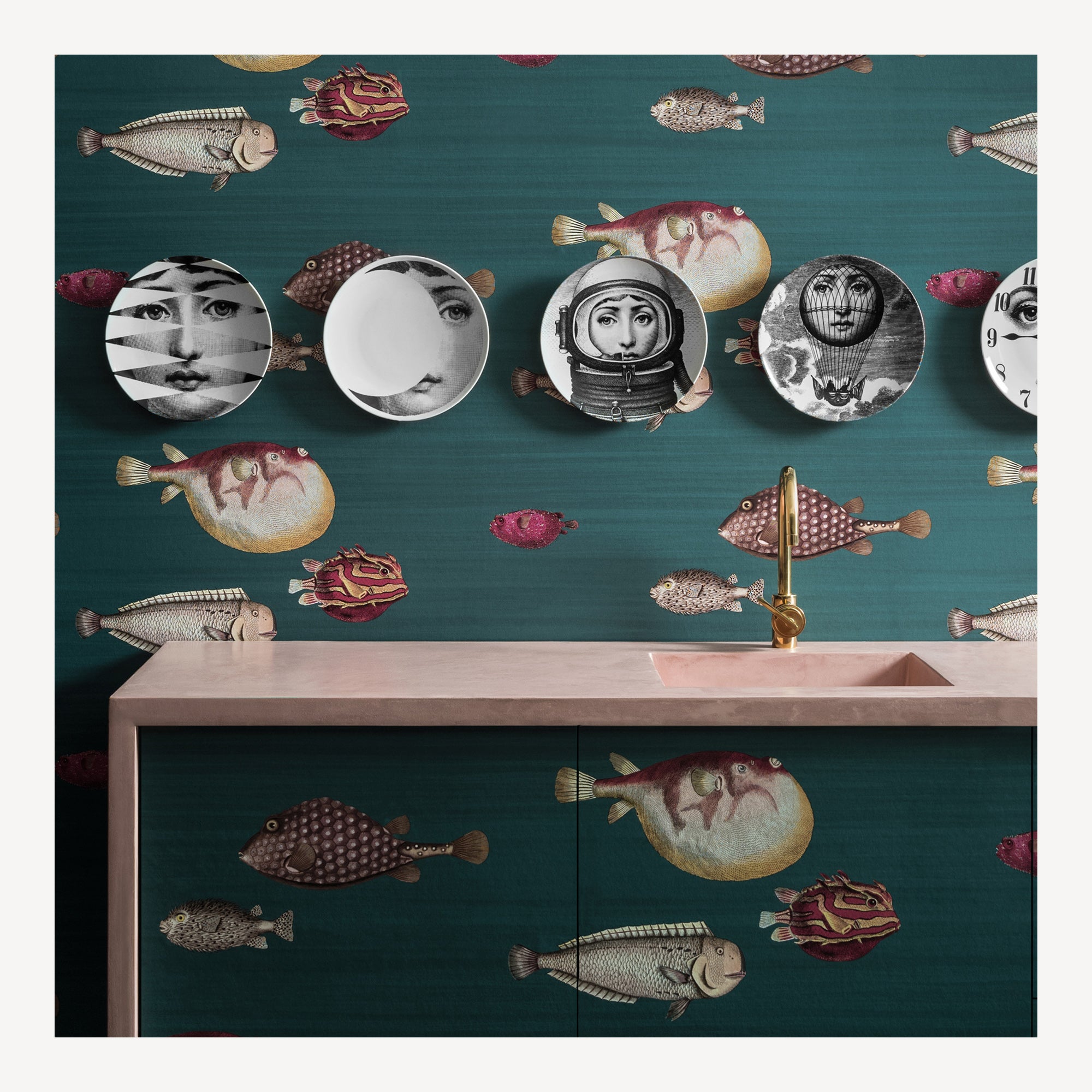 atelier-fornasetti-acquario-tapete-fisch-68-5cm-x-10m-2 image 2