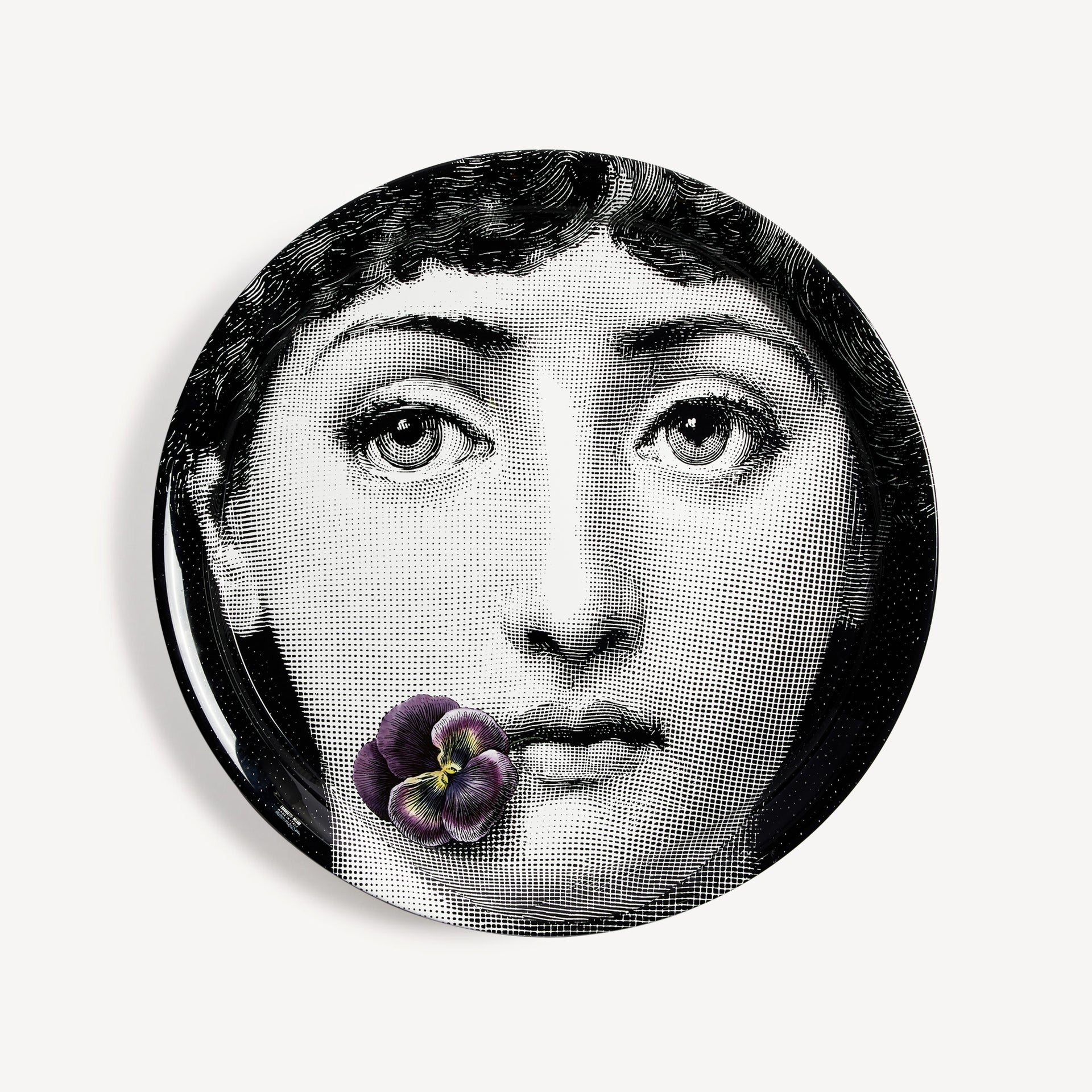 atelier-fornasetti-tema-137-tablett-metall-rund image 1