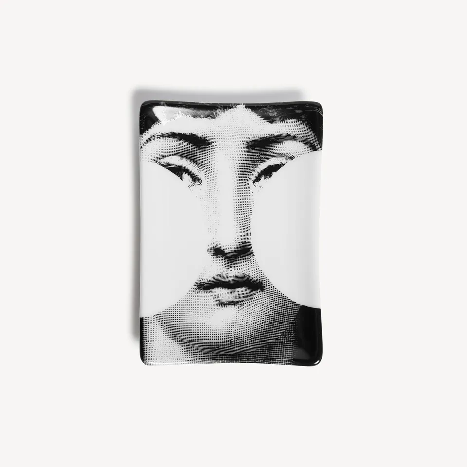 fornasetti-tema-e-variazioni-n-149-aschenbecher-porzellan-gesicht image 1