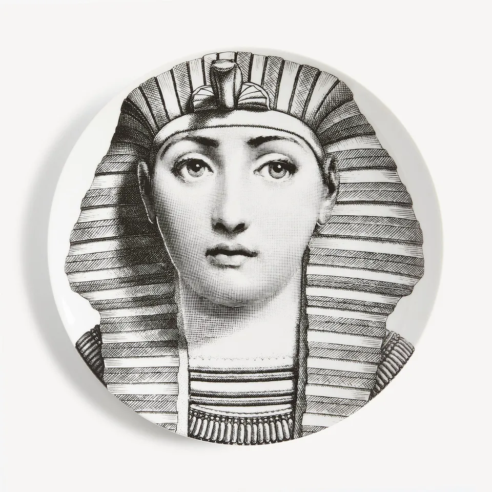 fornasetti-tema-e-variazioni-n-221-wandteller-porzellan-gesicht image 1