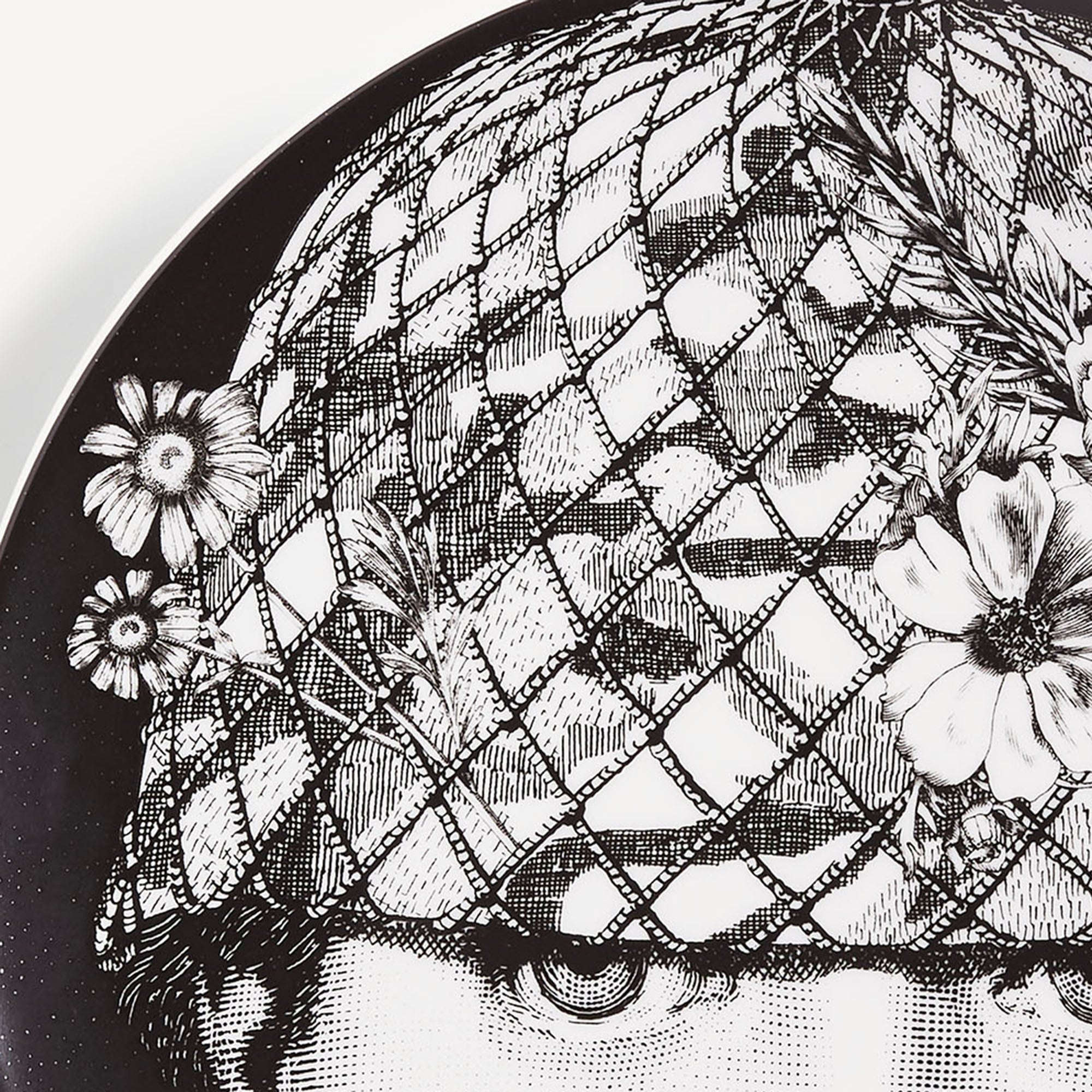 fornasetti-tema-e-variazioni-wandteller-n-384-porzellan-2 image 4