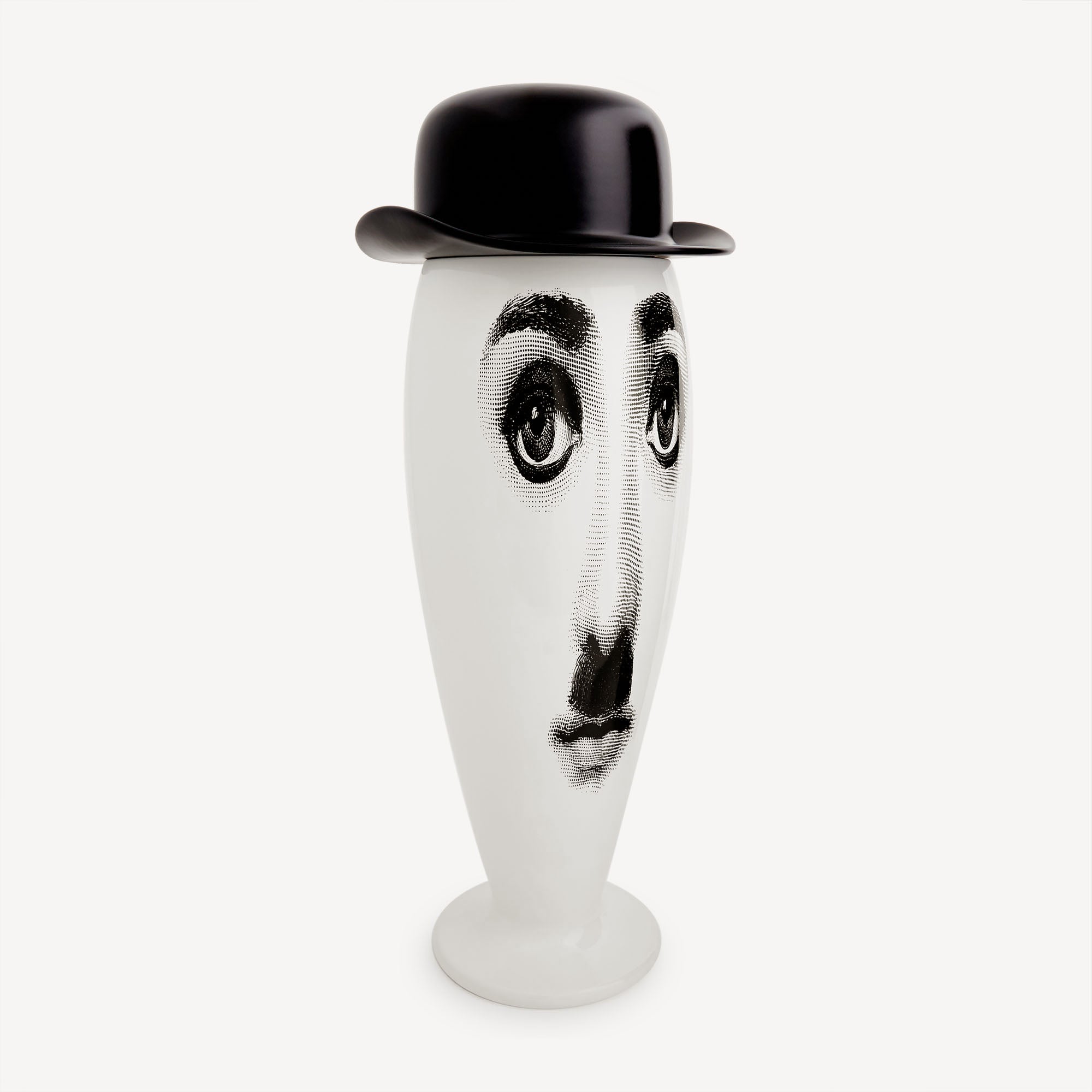 atelier-fornasetti-smilzo-charlot-vase-keramik-lina image 2