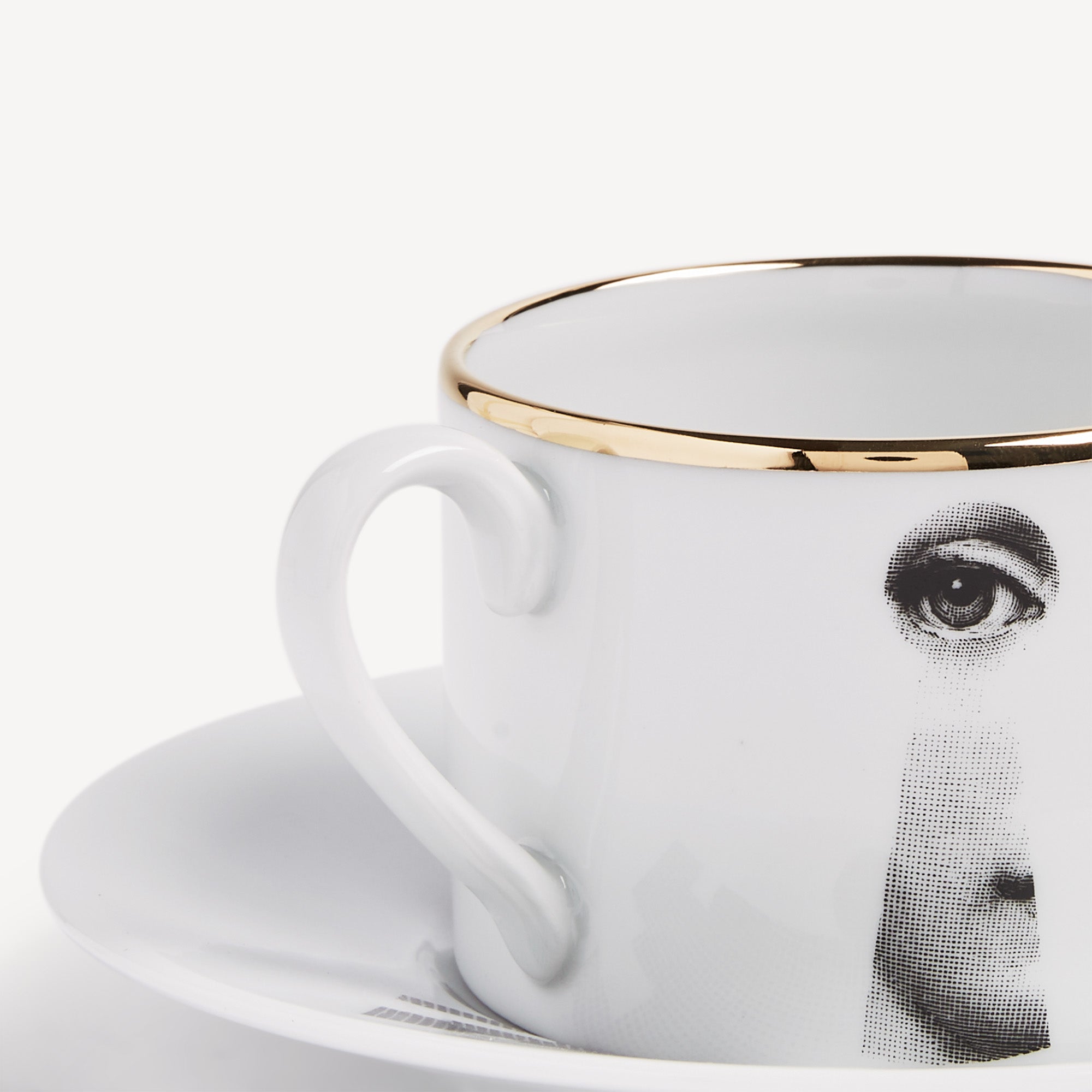 fornasetti-tema-e-variazioni-teetasse-serratura-porzellan-gold image 3
