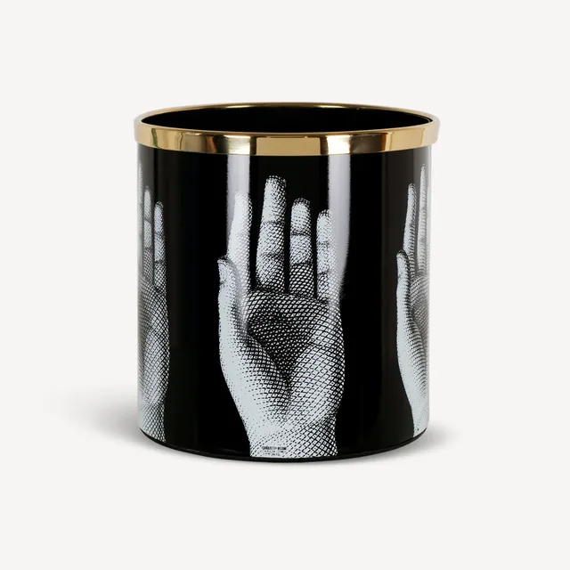 fornasetti-home-accessories-papierkorb-mani-h-nde-metall image 1