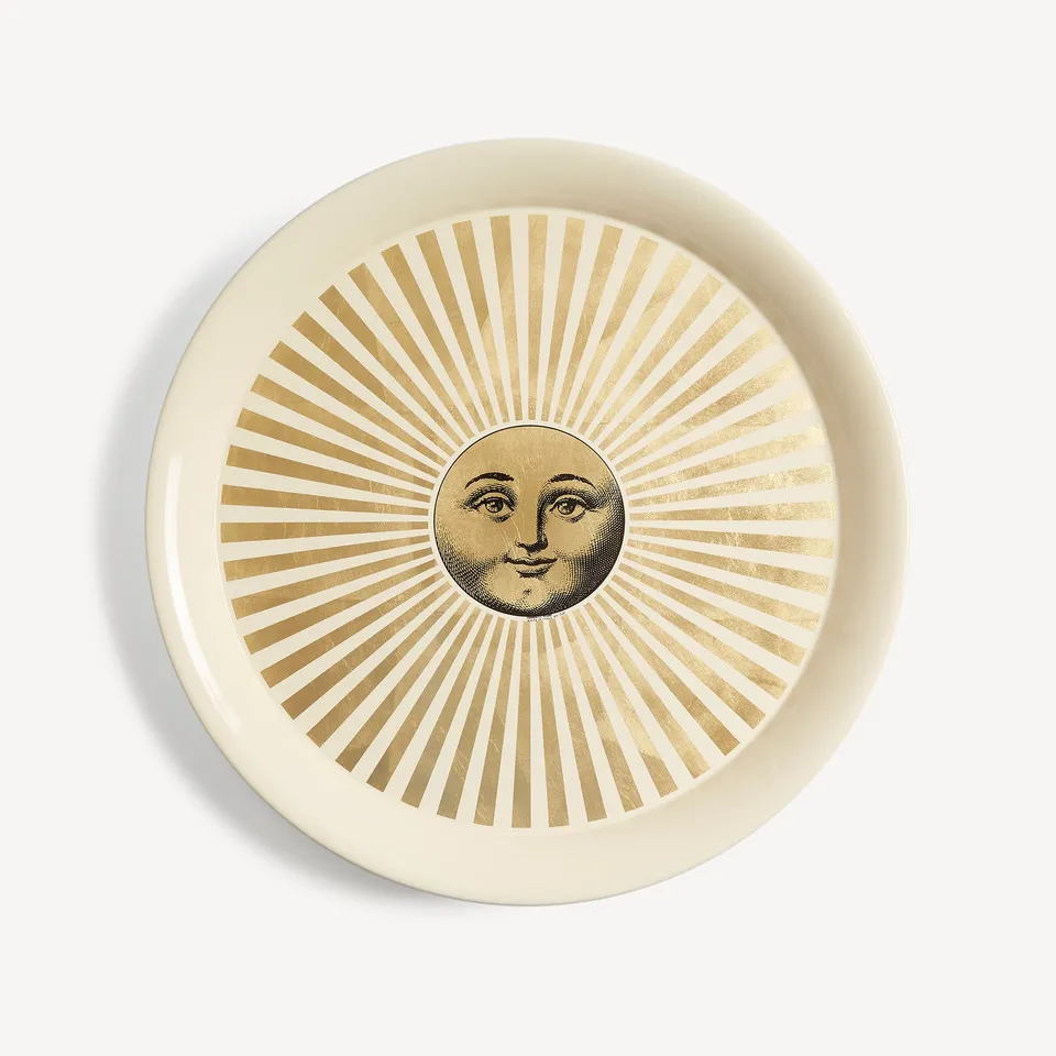 atelier-fornasetti-sole-raggiante-tablett-rund-sonne image 1
