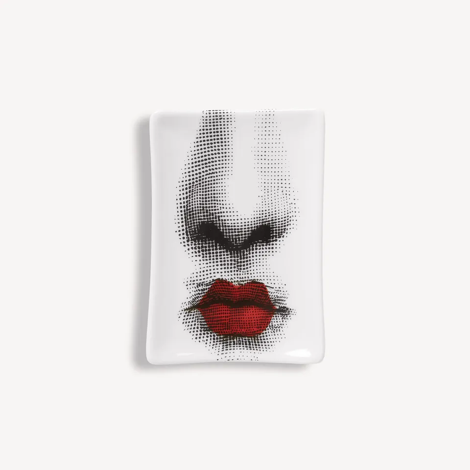 fornasetti-bacio-aschenbecher-porzellan-gesicht-kuss image 1