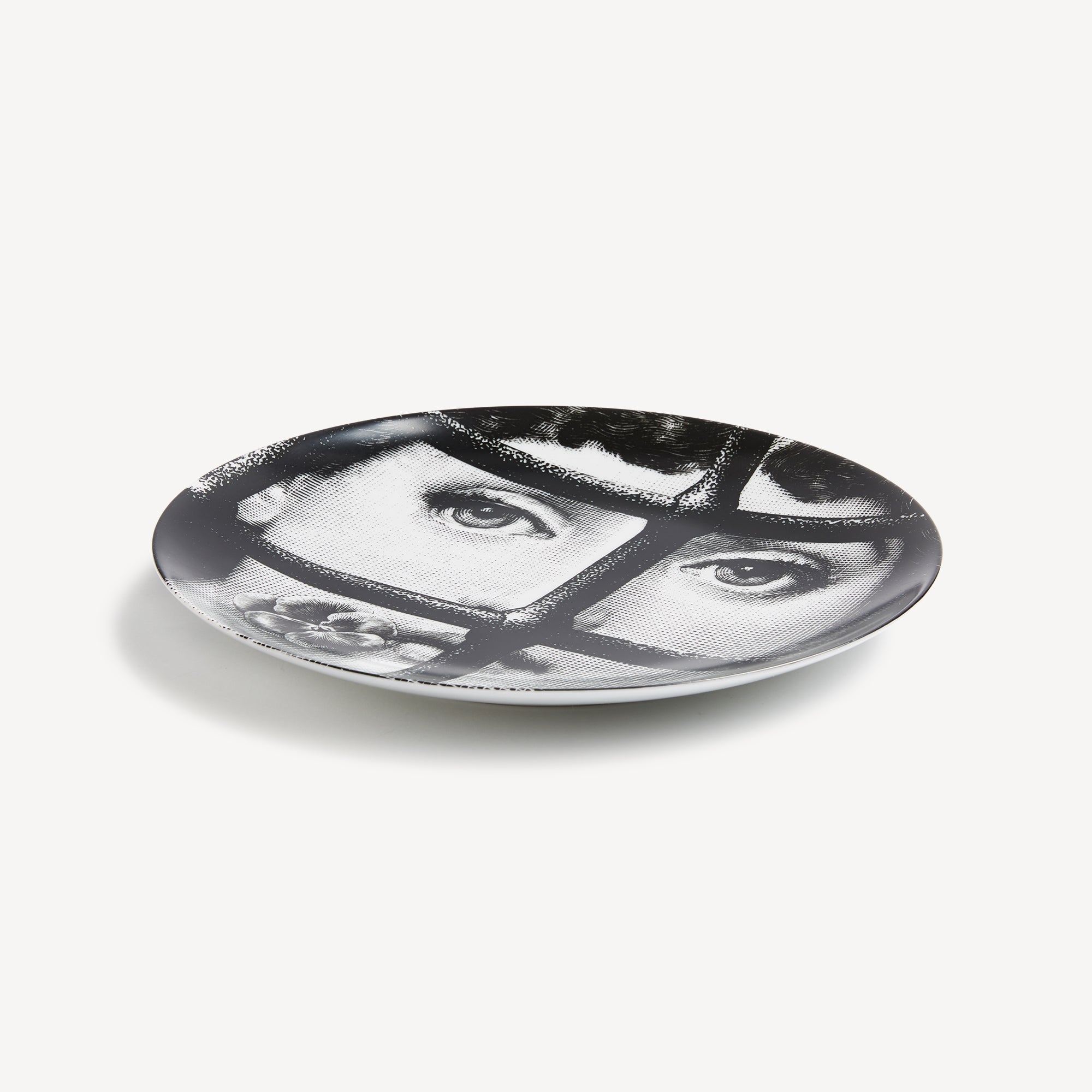 atelier-fornasetti-tema-e-variazioni-n-361-wandteller-lina-cavalieri image 2