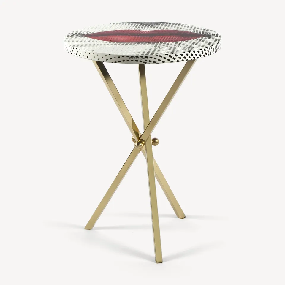fornasetti-furniture-bocca-couchtisch-holz-tema-variazioni image 1