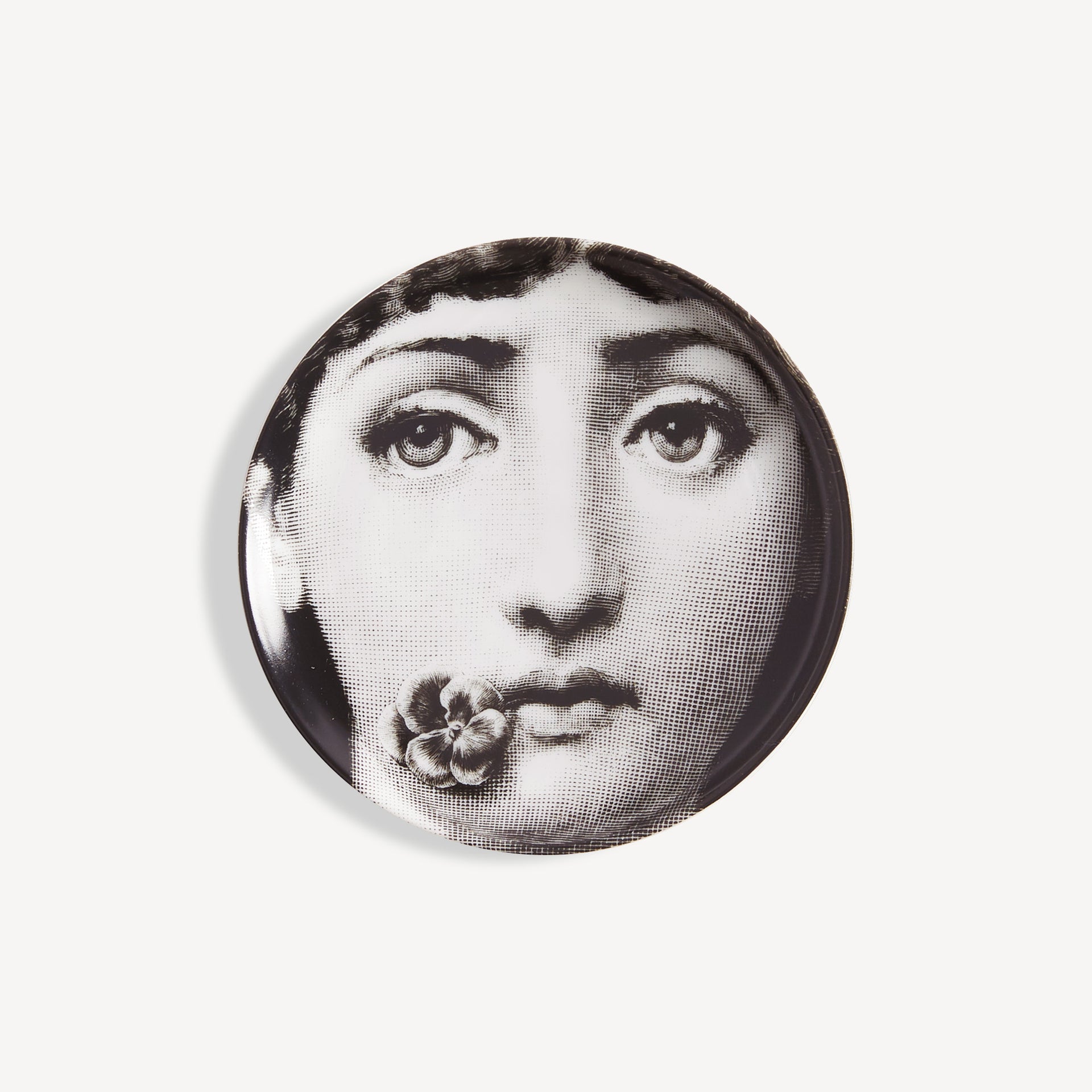 atelier-fornasetti-tema-e-variazioni-n-137-dose-gesicht-rund image 1