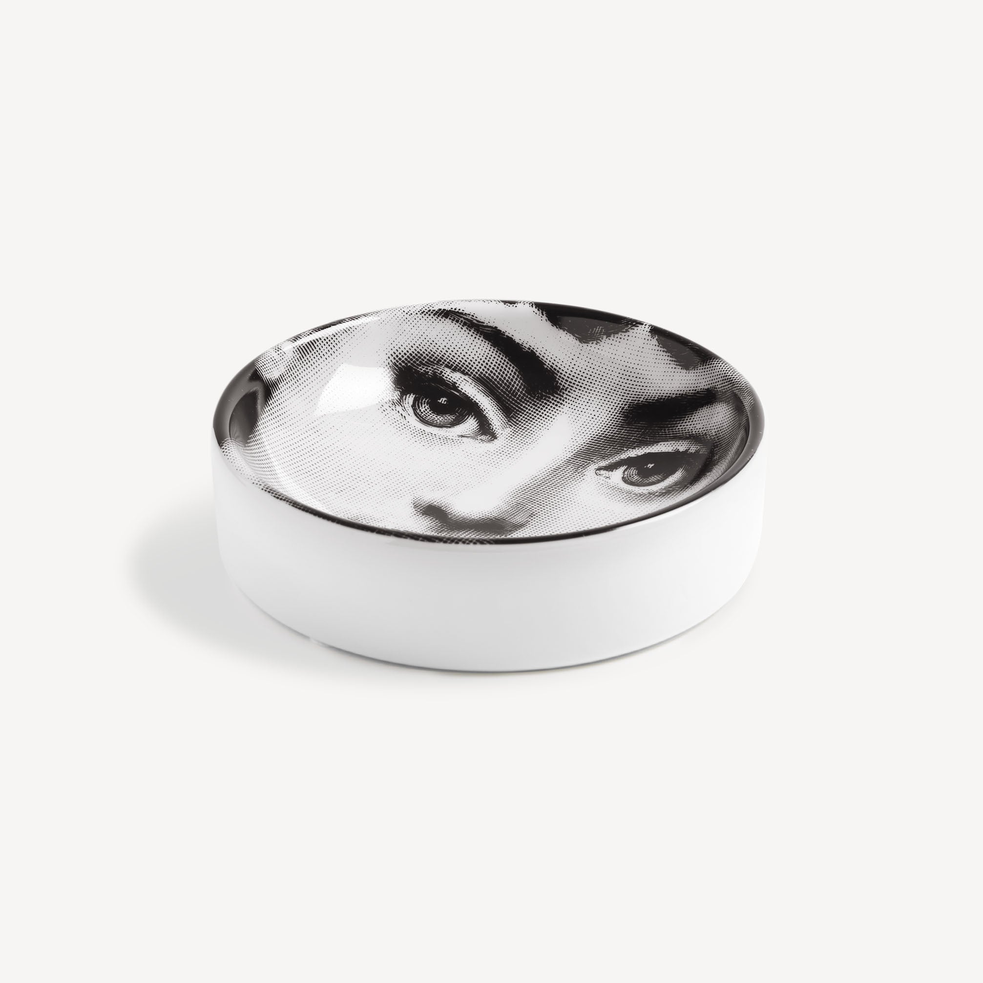 fornasetti-tema-e-variazioni-n-1-aschenbecher-porzellan image 2