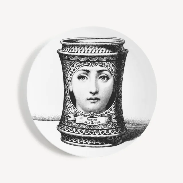 fornasetti-tema-e-variazioni-wandteller-n-231-porzellan-lina-cavalieri image 1