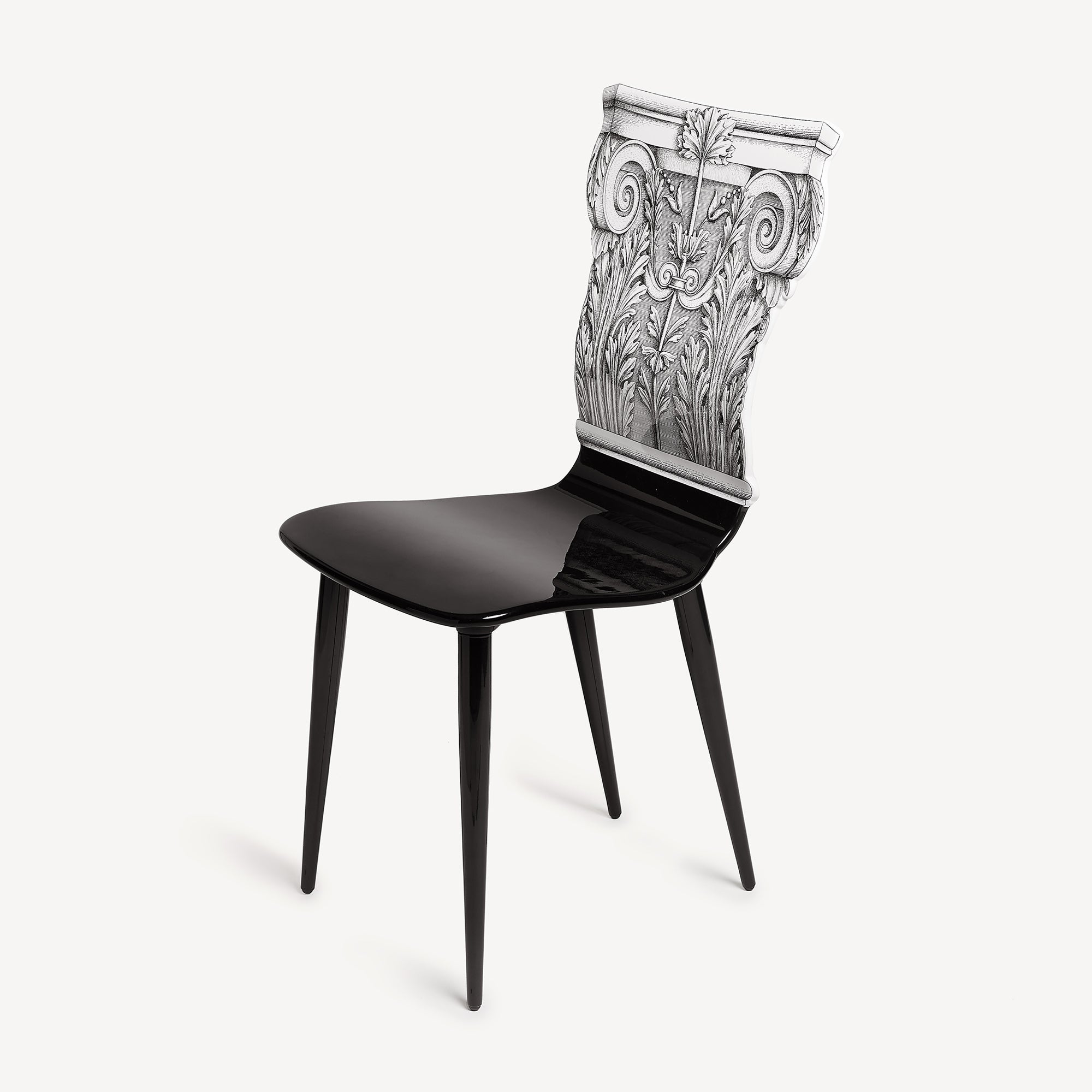 atelier-fornasetti-capitello-corinzio-stuhl-holz-handbemalt image 2
