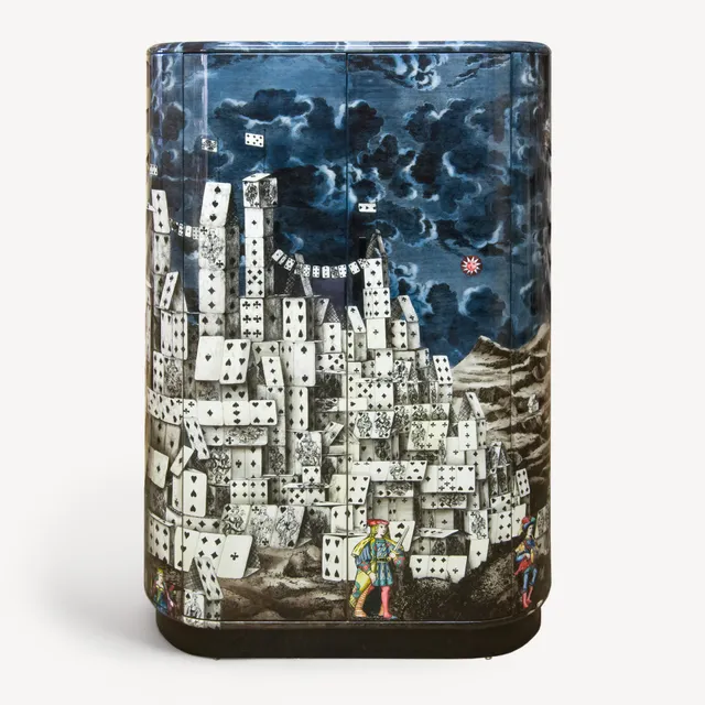 fornasetti-citt-di-carte-schrank-gebogen-holz image 1