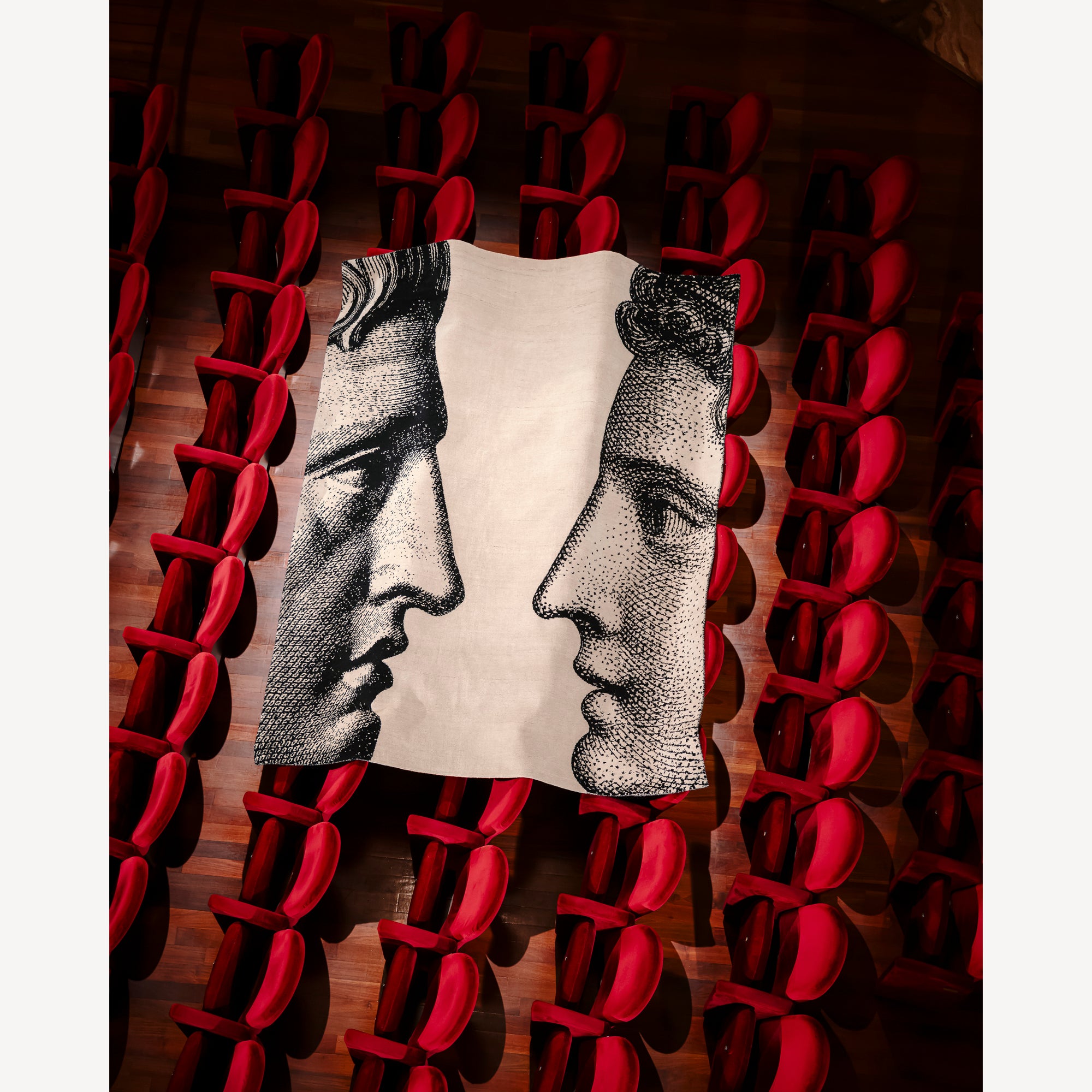 fornasetti-home-accessories-teppich-profili-wolle image 4
