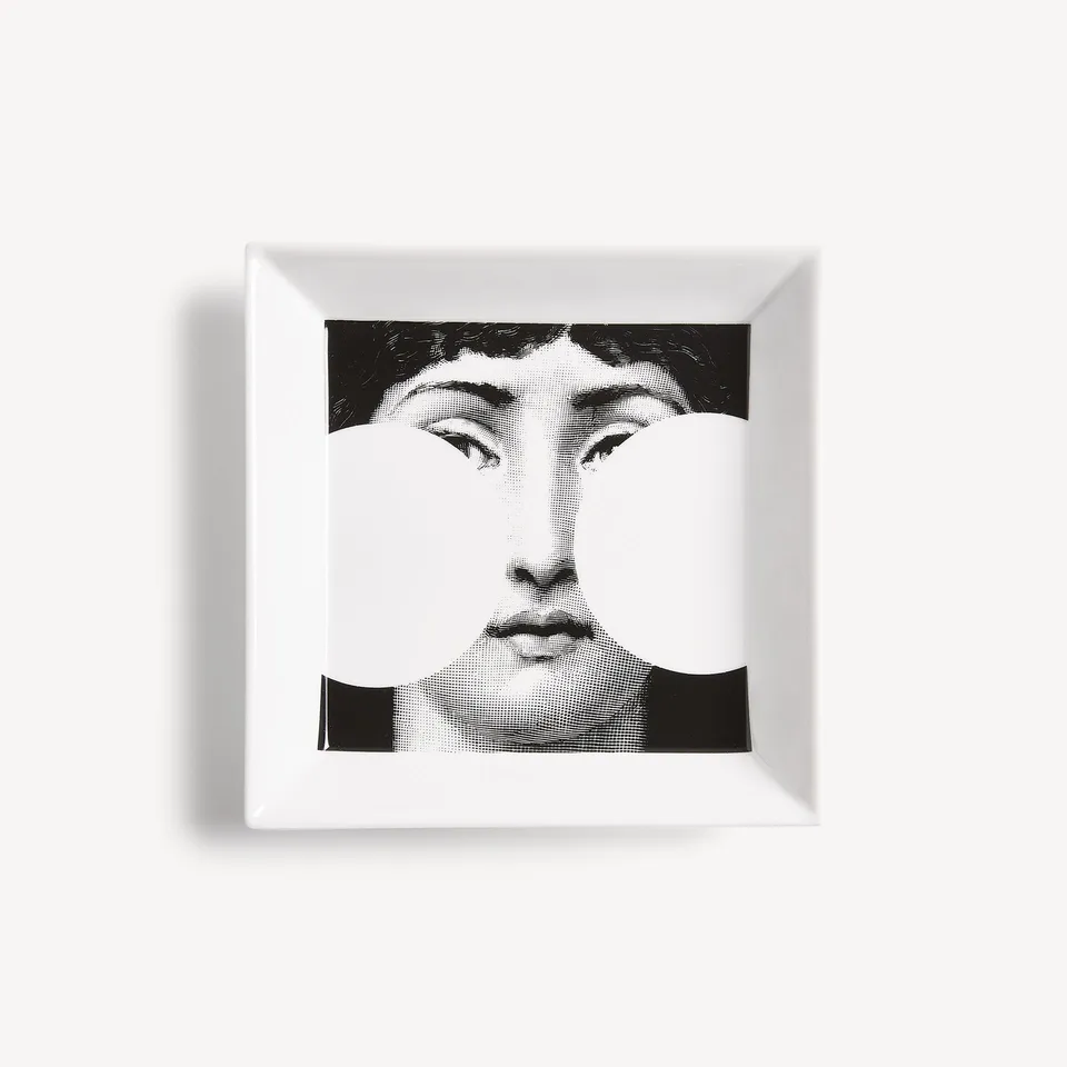 fornasetti-tema-e-variazioni-vide-poche-n-149-porzellan-eckig image 1