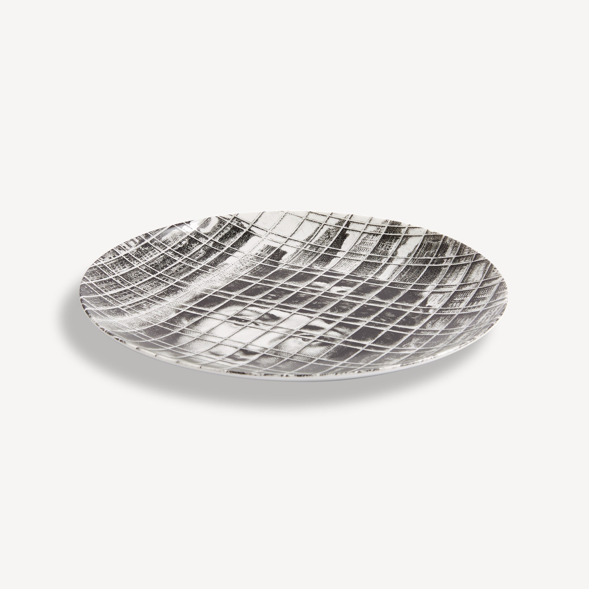 atelier-fornasetti-wandteller-tema-e-variazioni-n-129-porzellan image 2