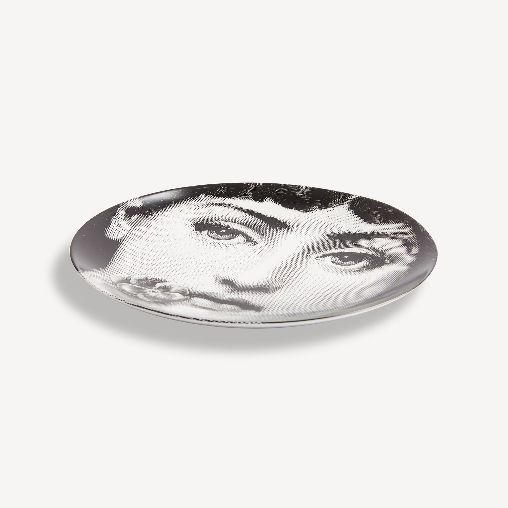 fornasetti-tema-e-variazioni-n-137-wandteller-porzellan image 2