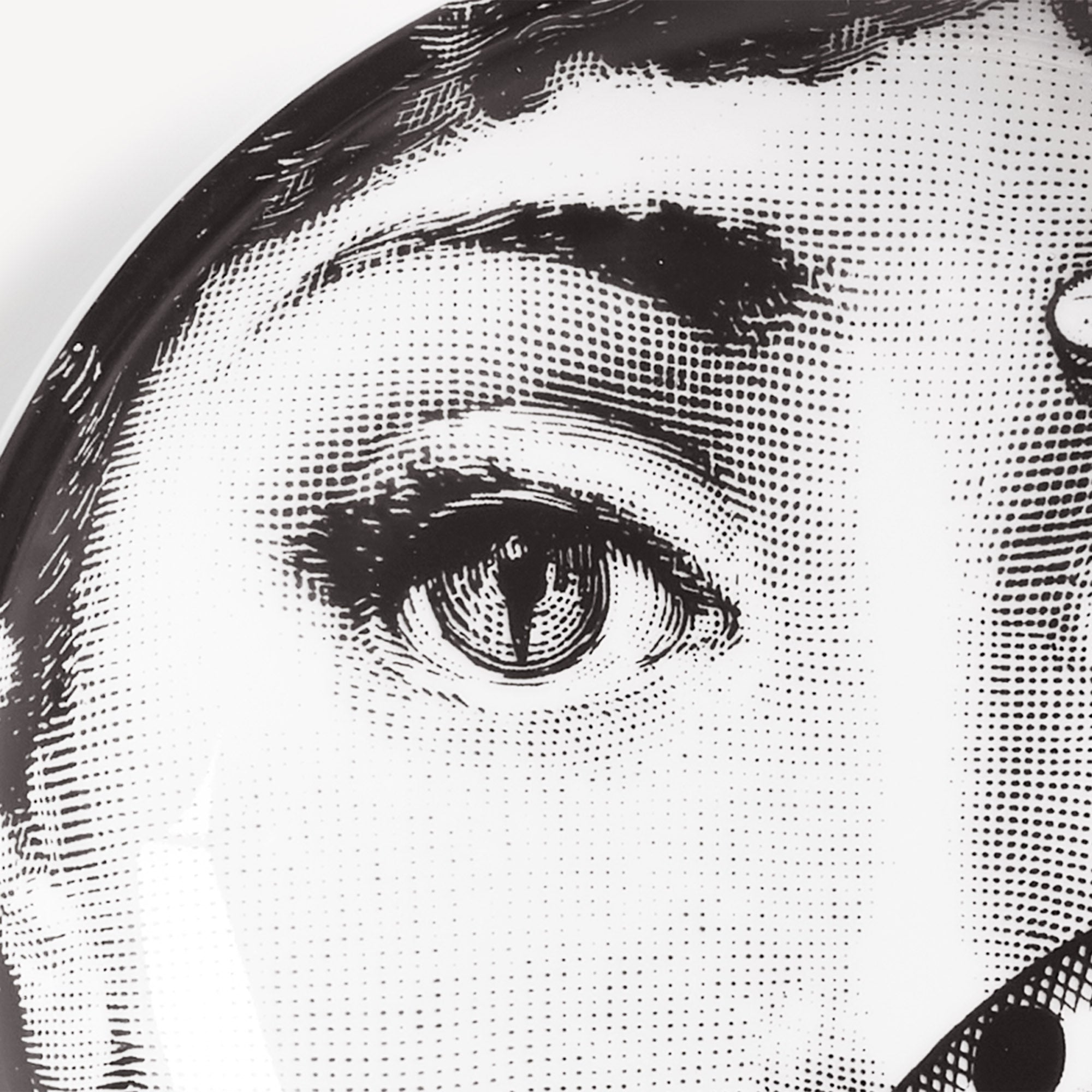 fornasetti-tema-e-variazioni-n-383-aschenbecher-porzellan image 4