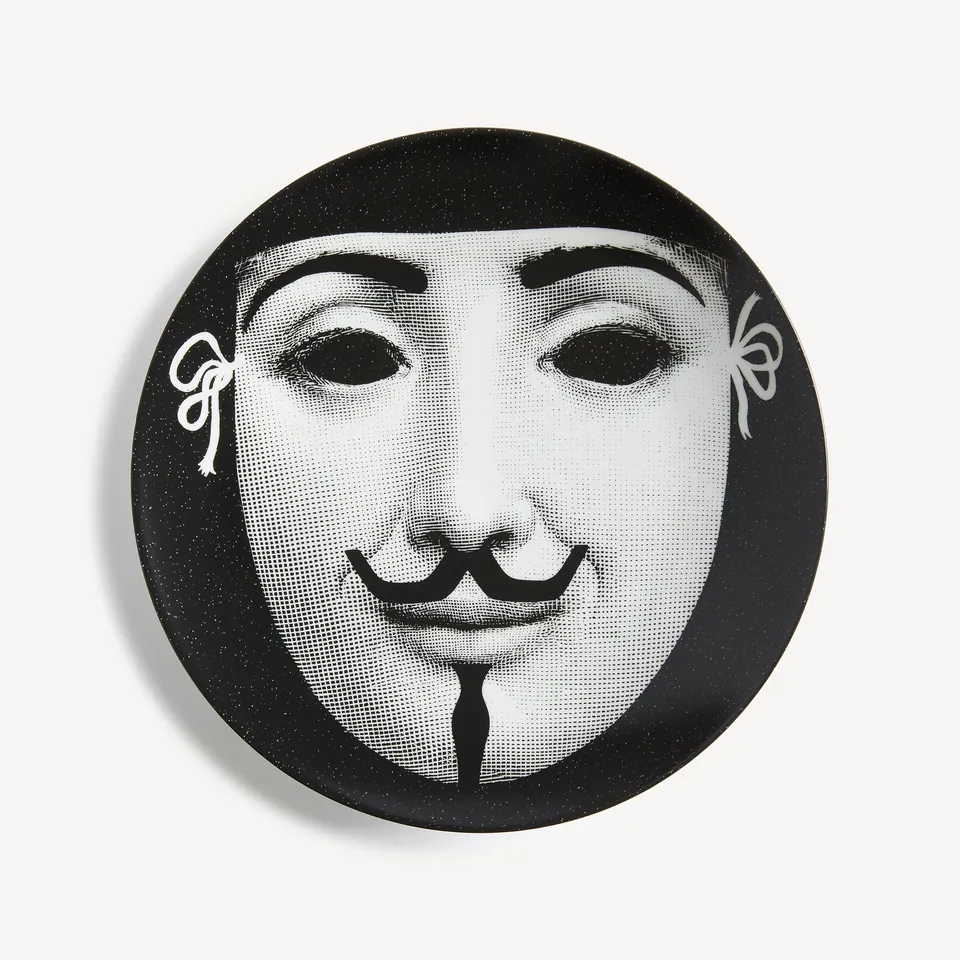 fornasetti-tema-e-variazioni-nr-367-wandteller-porzellan image 1