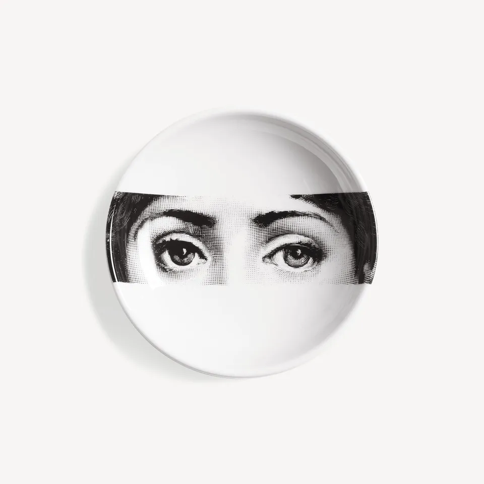 fornasetti-tema-e-variazioni-n-32-aschenbecher-porzellan-lina-cavalieri image 1