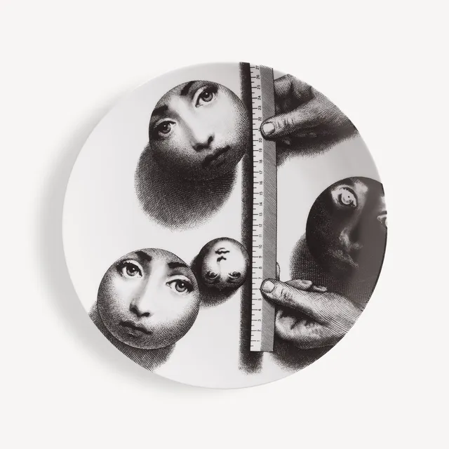 fornasetti-tema-e-variazioni-n-173-wandteller-porzellan image 1