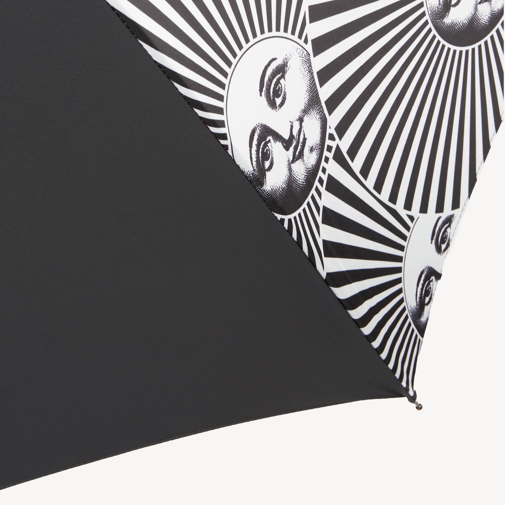 atelier-fornasetti-soli-a-ventaglio-taschenschirm-schwarz-wei image 3