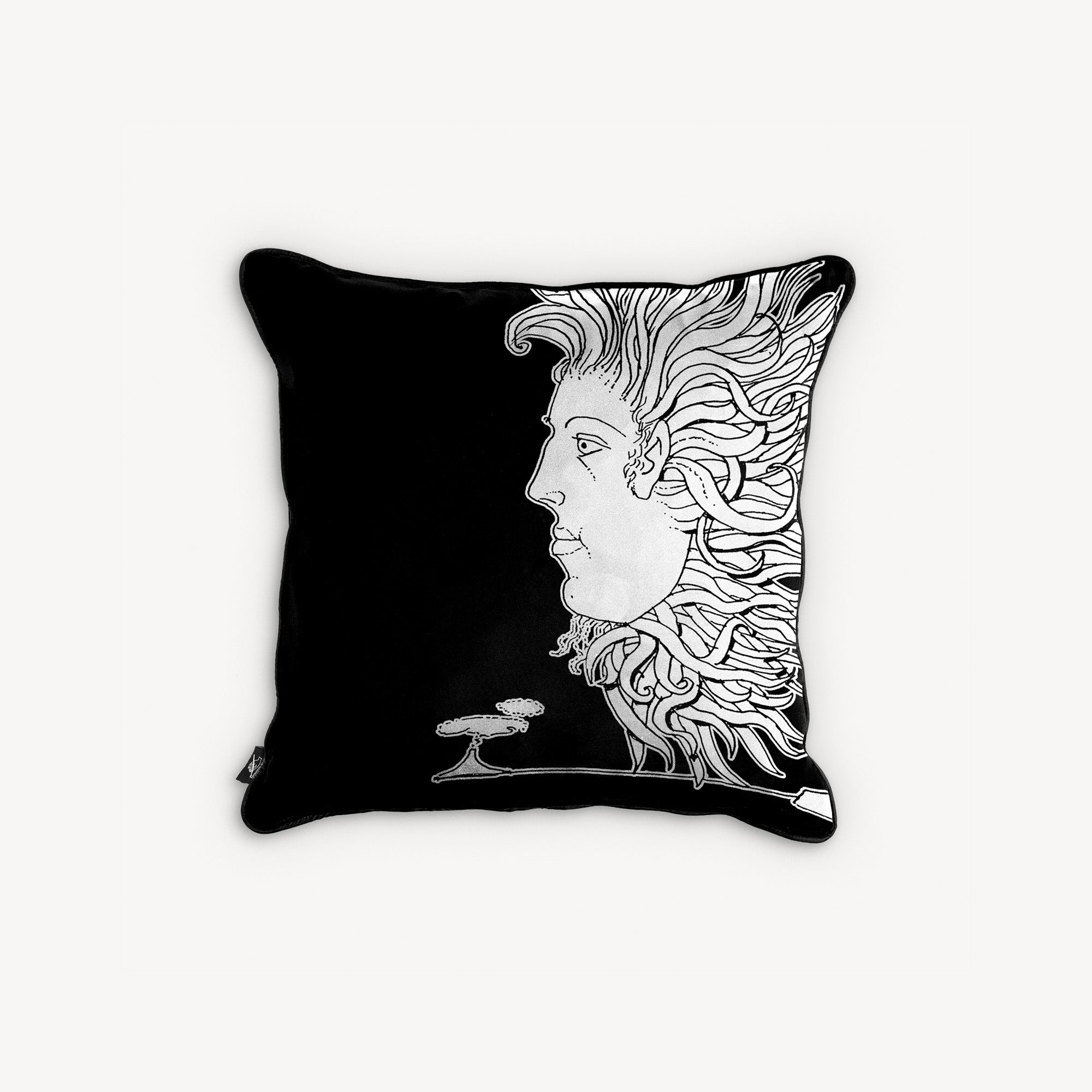 atelier-fornasetti-solitudo-kissen-seide-sonnenmotiv image 2