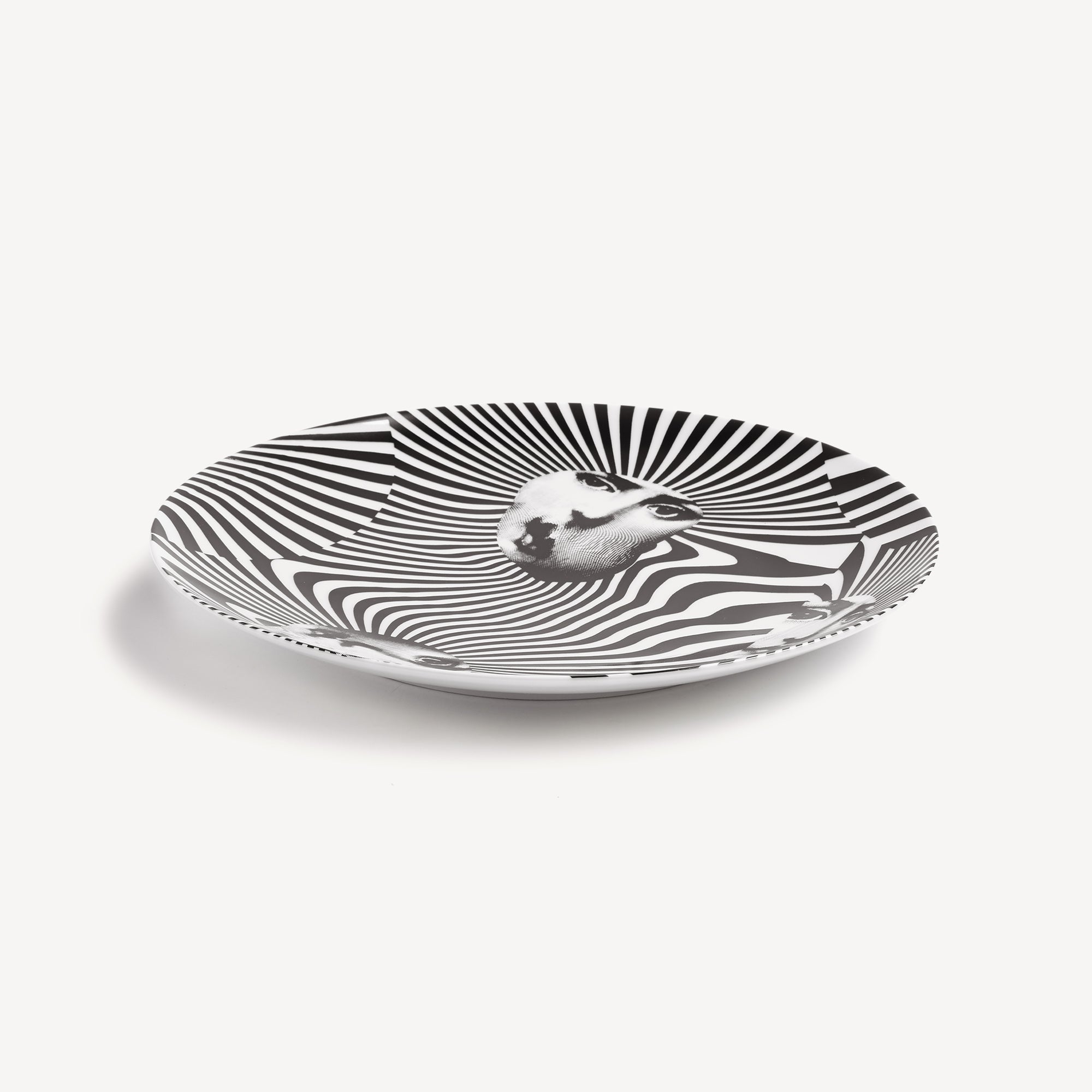 fornasetti-tema-e-variazioni-wandteller-n-312-porzellan image 2