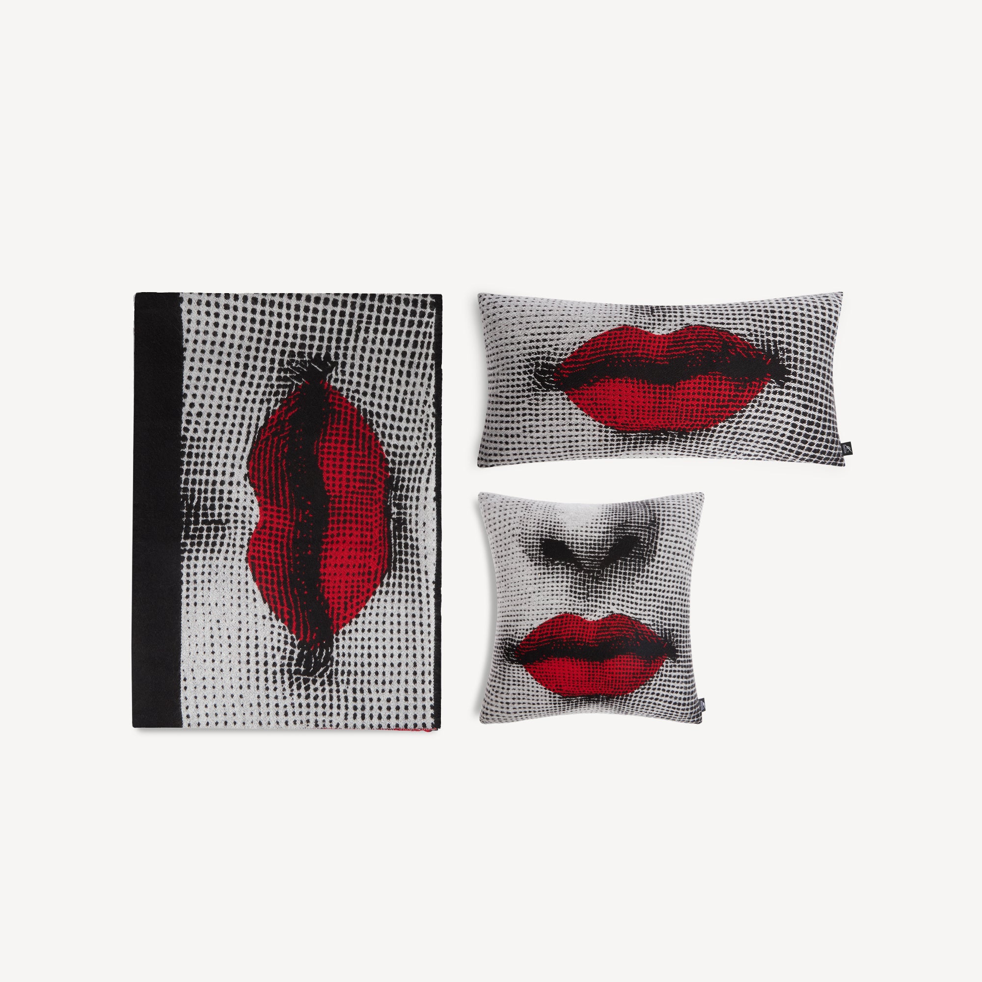 fornasetti-kiss-kissen-wolle-rot-rechteckig-lippen-jacquard image 5