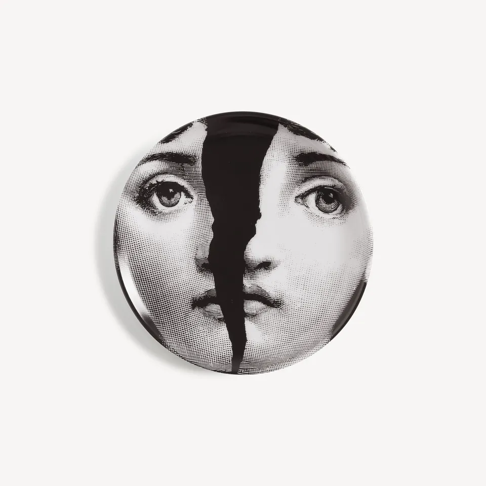 fornasetti-tema-e-variazioni-n-10-deko-schale-rund-gesicht image 1