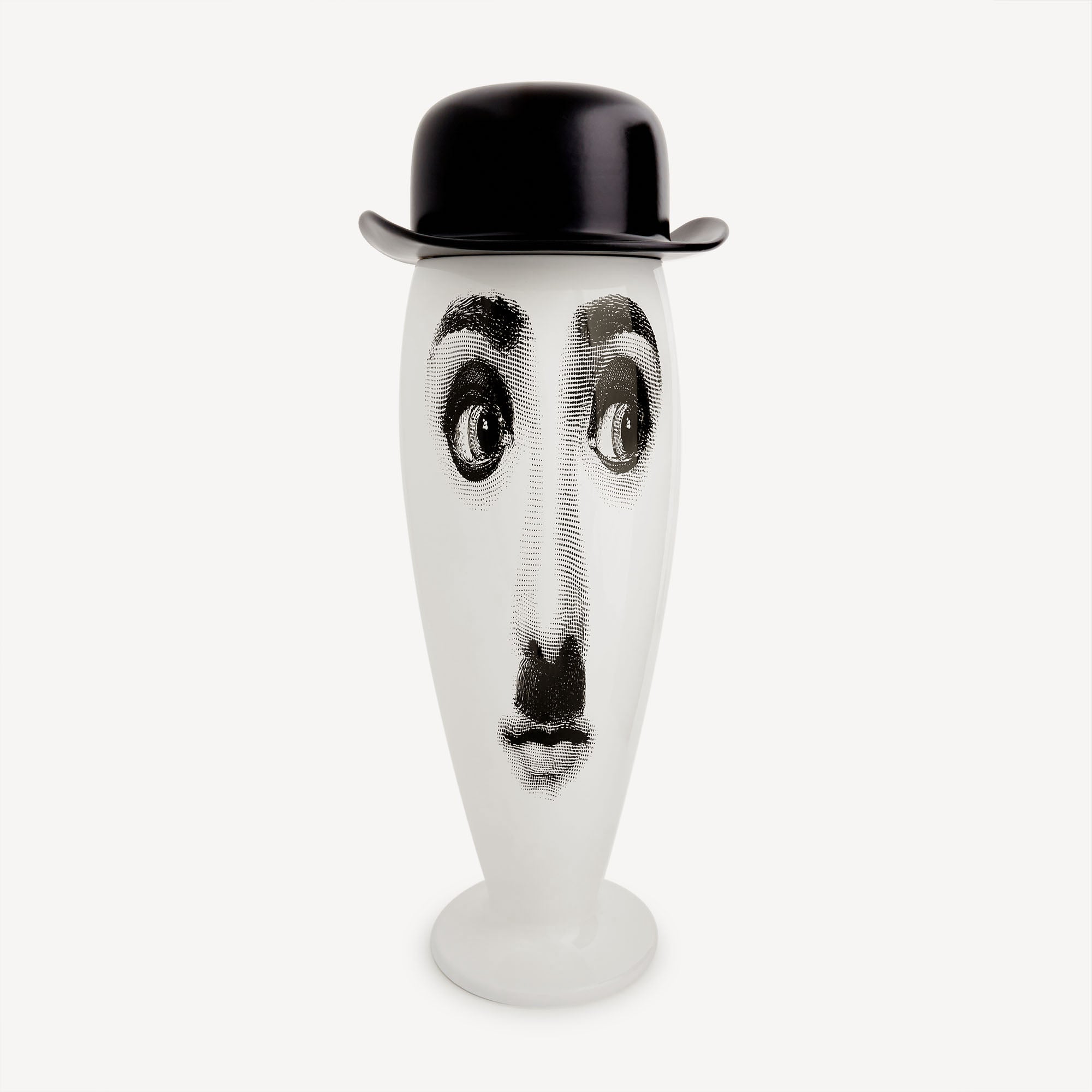 atelier-fornasetti-smilzo-charlot-vase-keramik-lina image 3