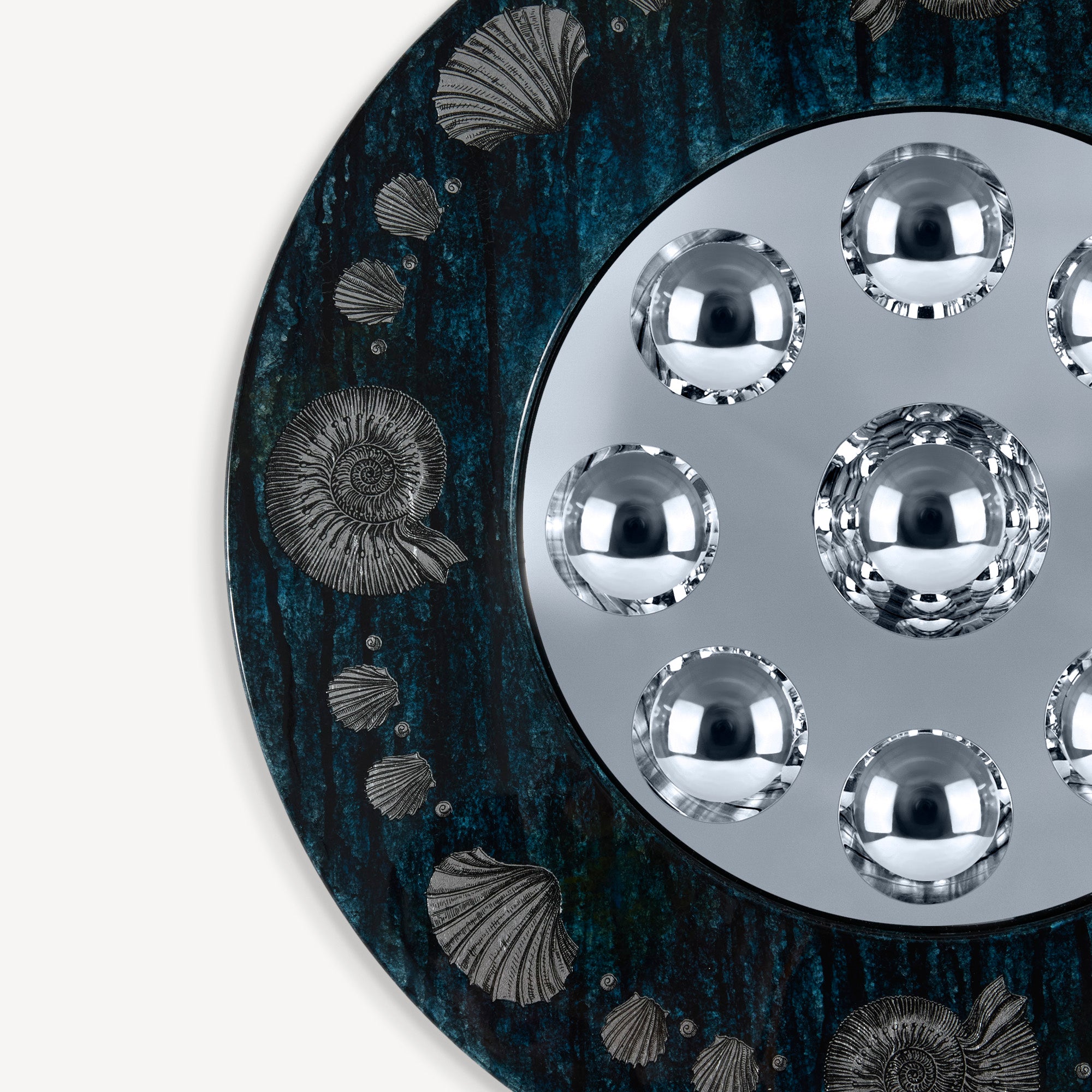 atelier-fornasetti-giro-di-conchiglie-spiegel-blasenrahmen image 3