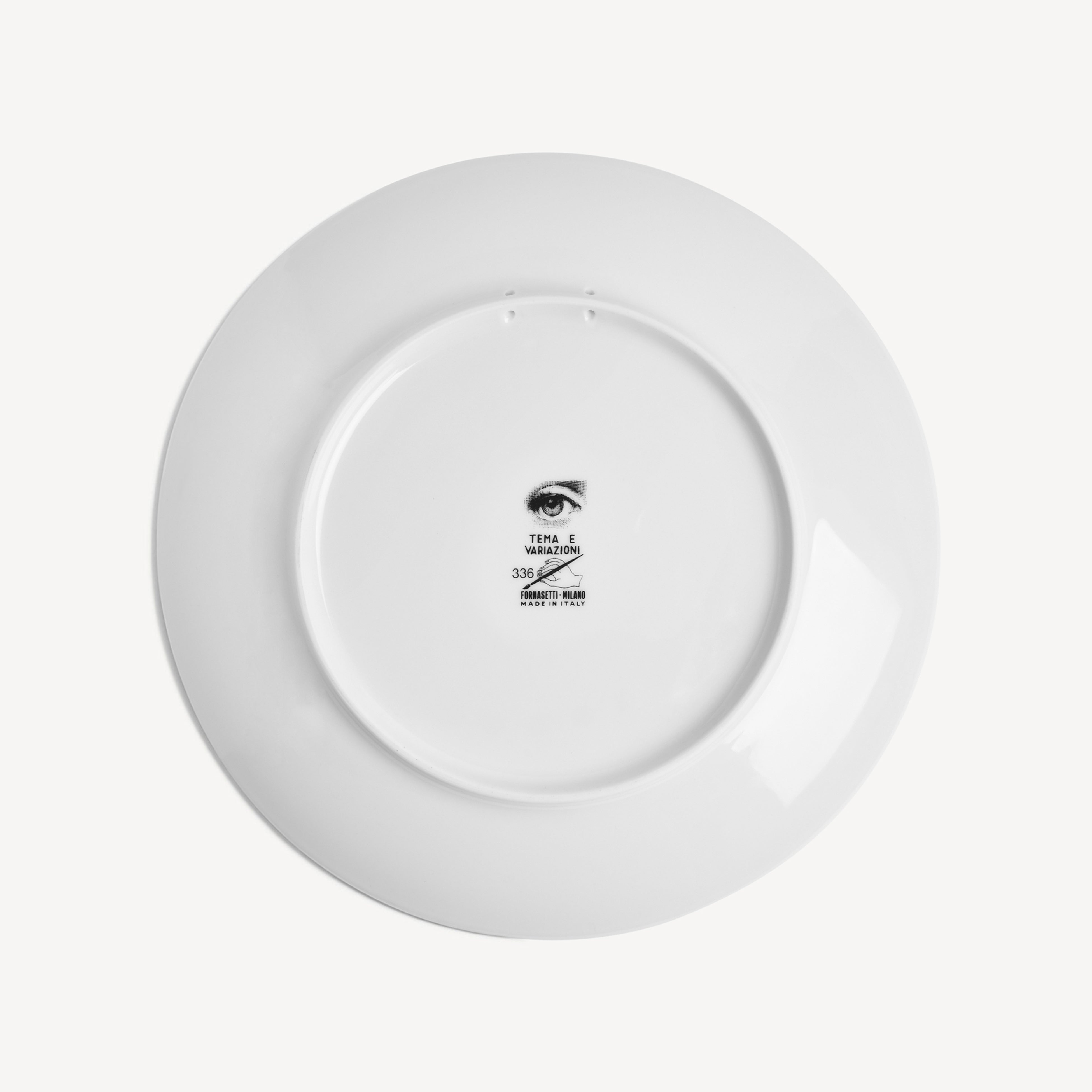 fornasetti-tema-e-variazioni-nr-336-wandteller-porzellan-gesicht image 3