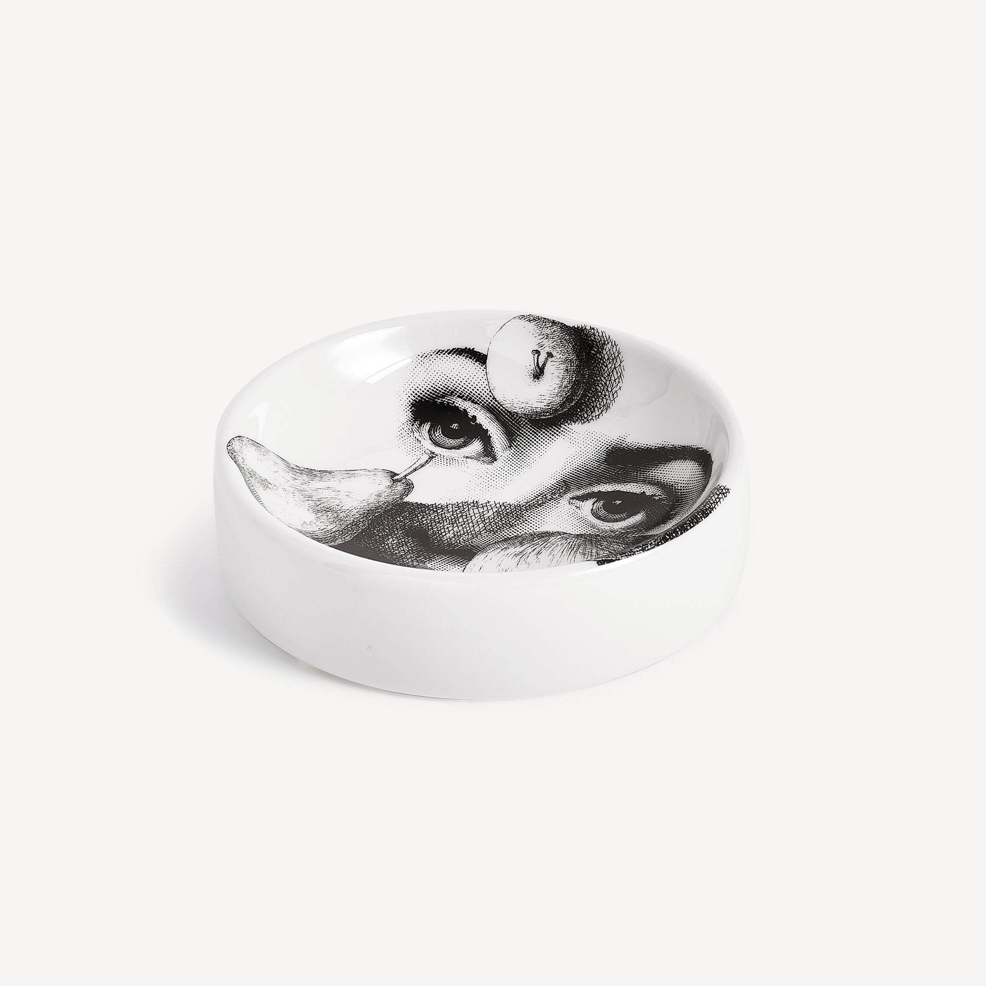 fornasetti-tema-e-variazioni-n-218-aschenbecher-porzellan image 2