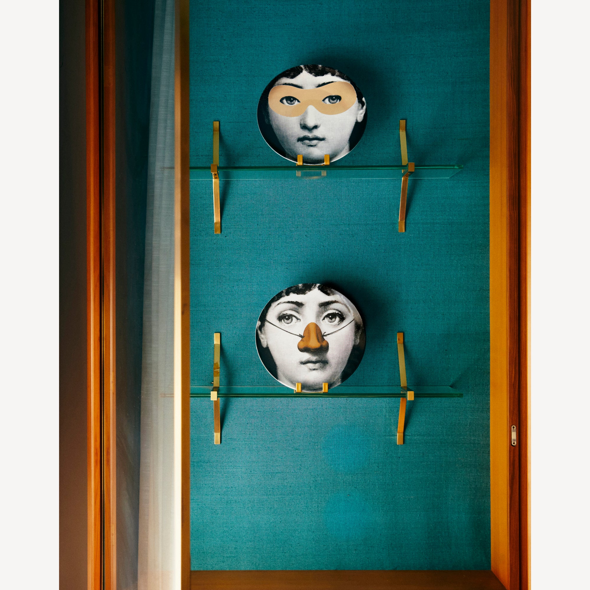 fornasetti-tema-e-variazioni-n-140-teller-gold image 5