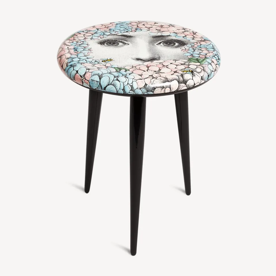 fornasetti-ortensia-hocker-holz-hortensien-lina-cavalieri image 1