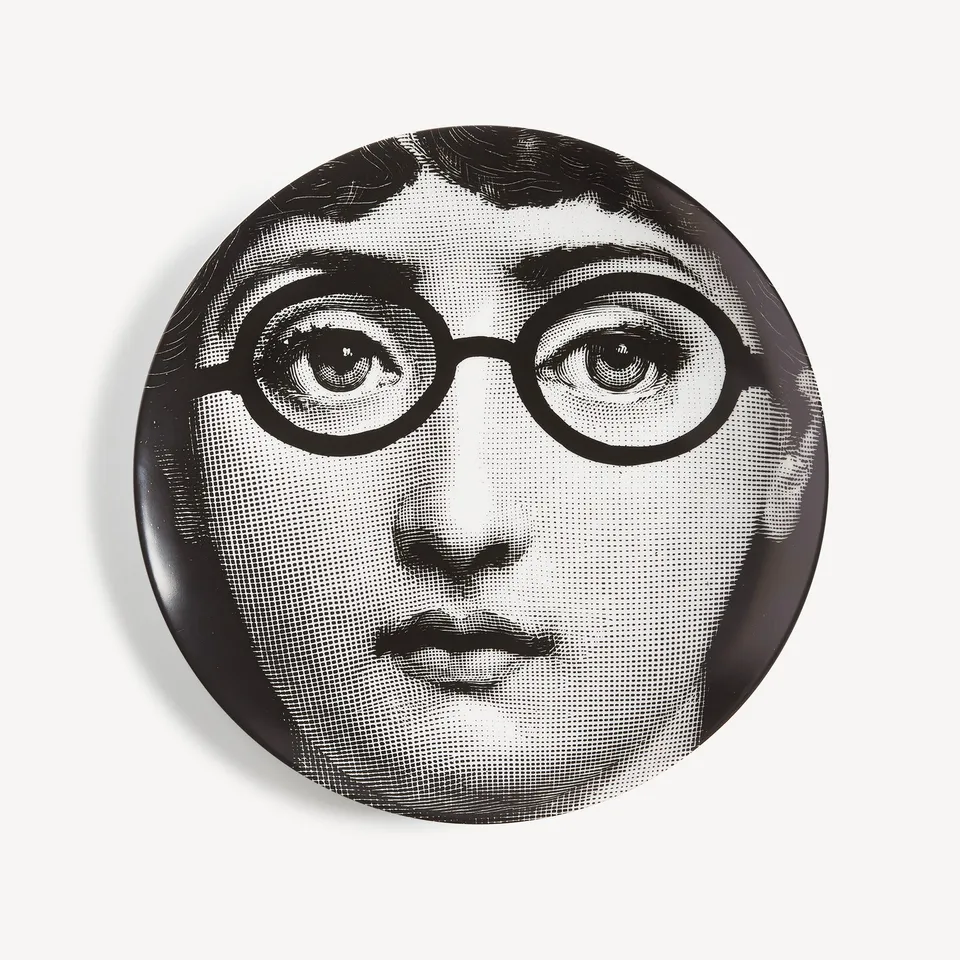 atelier-fornasetti-tema-e-variazioni-n-26-wandteller-porzellan image 1