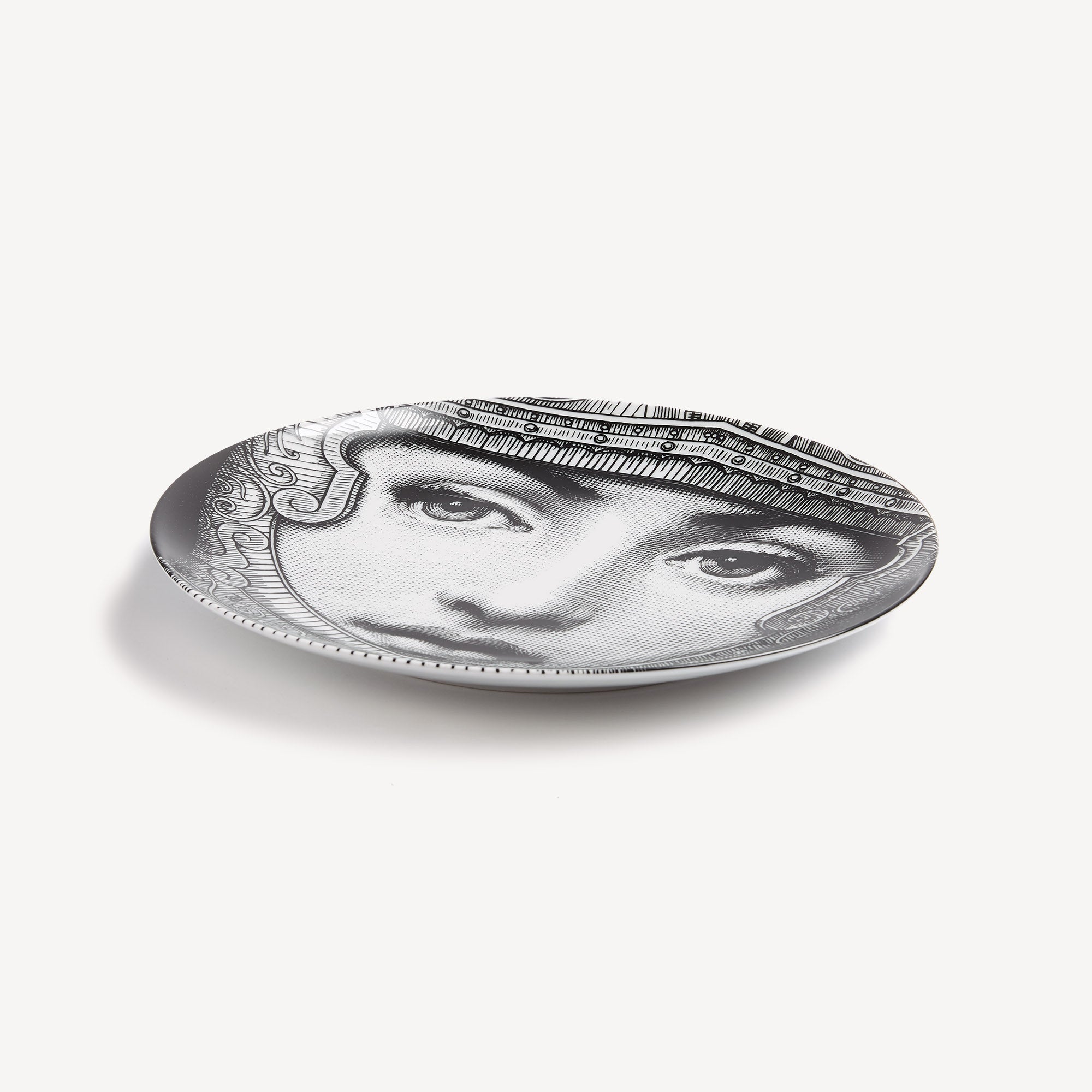 atelier-fornasetti-tema-e-variazioni-wandteller-n-95-porzellan-2 image 2