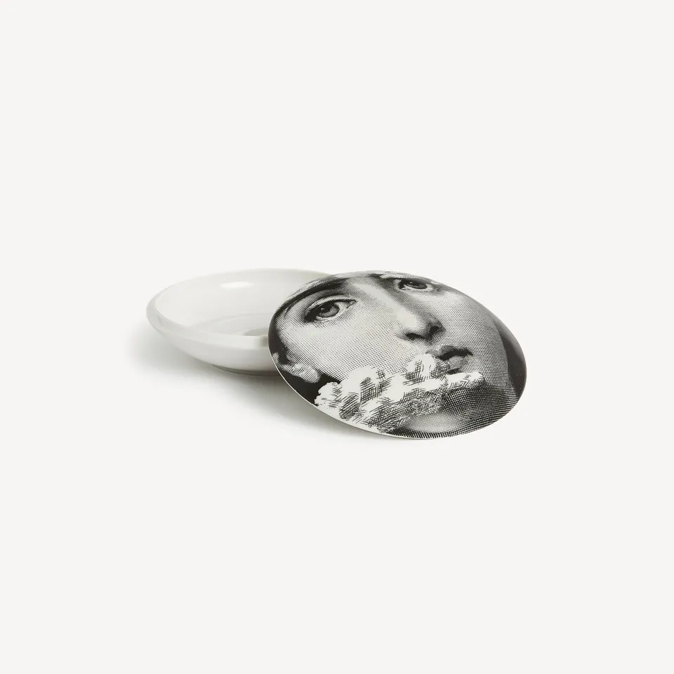 fornasetti-tema-e-variazioni-n-139-dose-rund-porzellan image 1