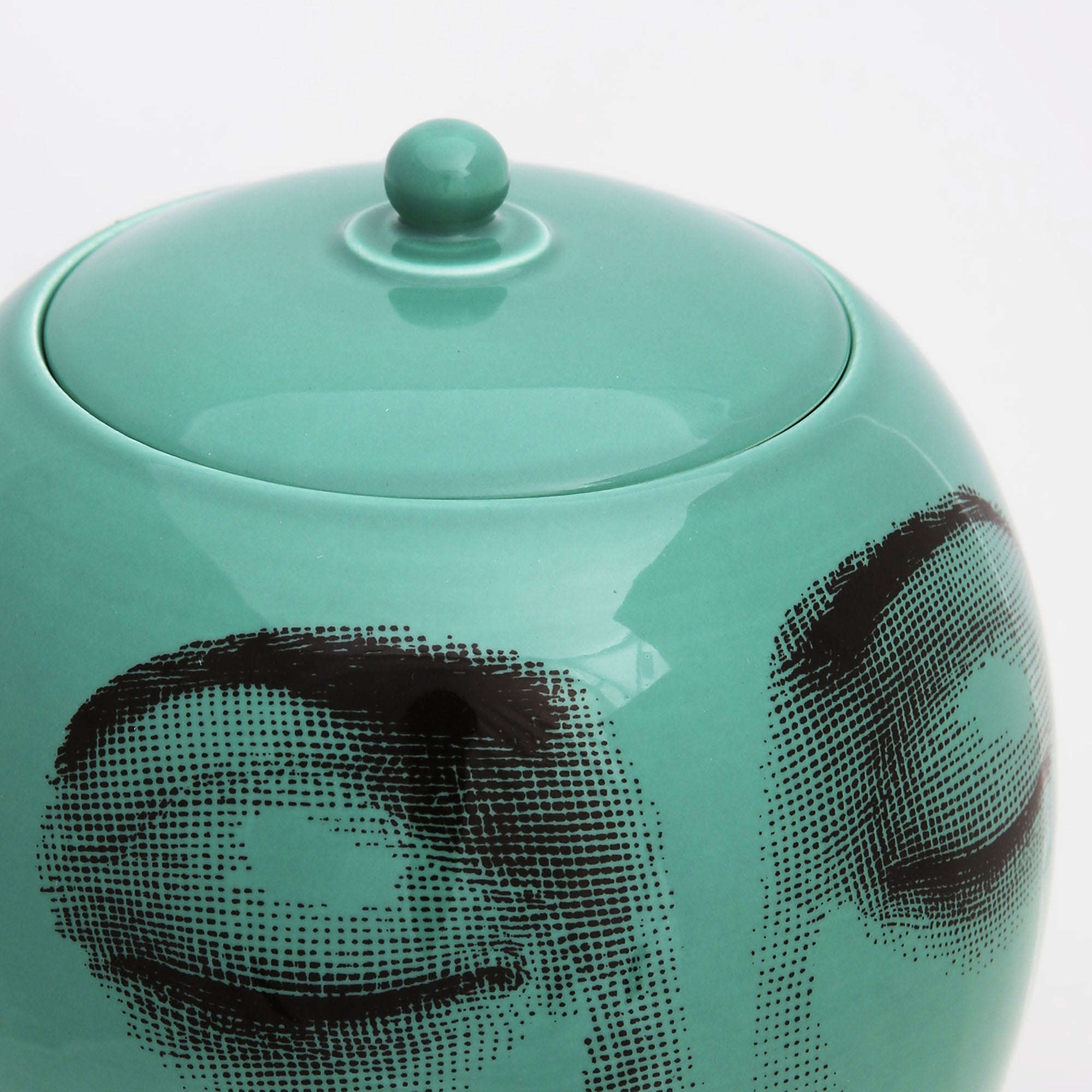 fornasetti-vase-buongiorno-buonanotte-gr-n-porzellan image 4