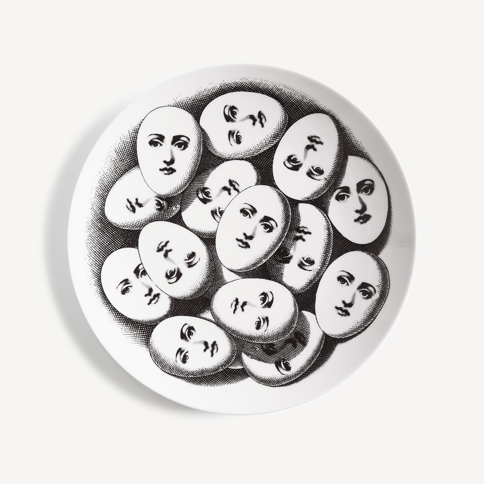 fornasetti-tema-e-variazioni-n-187-wandteller-gesicht image 1
