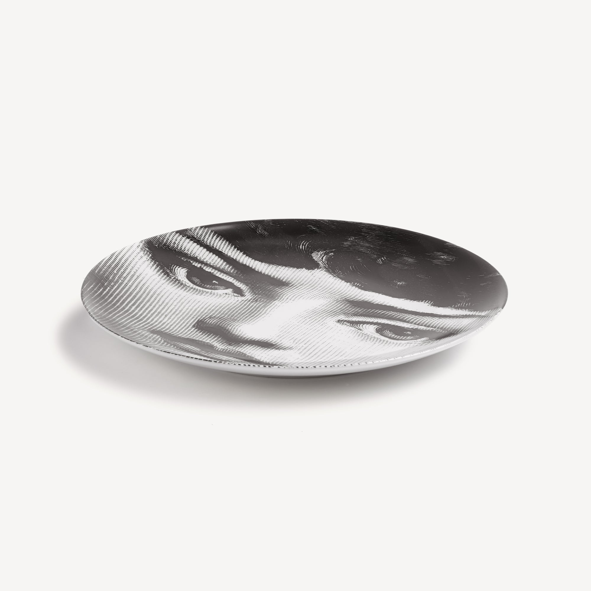 atelier-fornasetti-tema-e-variazioni-nr-54-wandteller-porzellan image 2