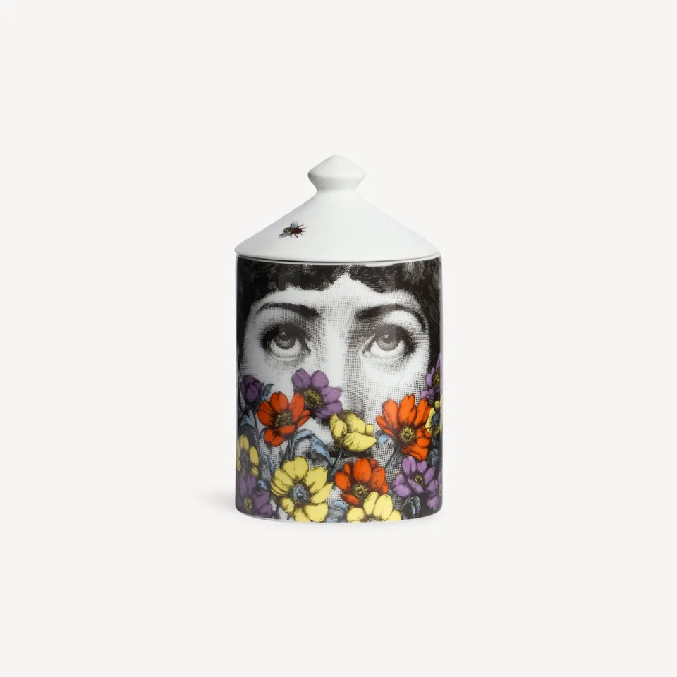 fornasetti-se-poi-duftkerze-tra-i-fiori-giardino-segreto image 1