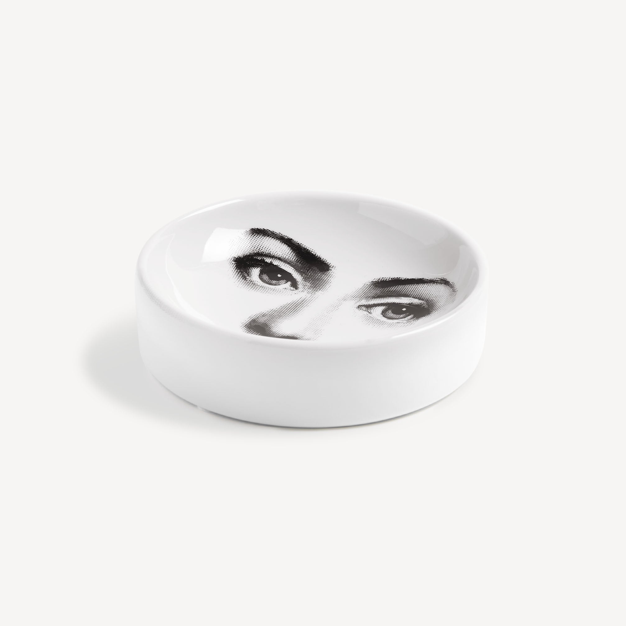 atelier-fornasetti-tema-e-variazioni-n-6-aschenbecher-porzellan image 2