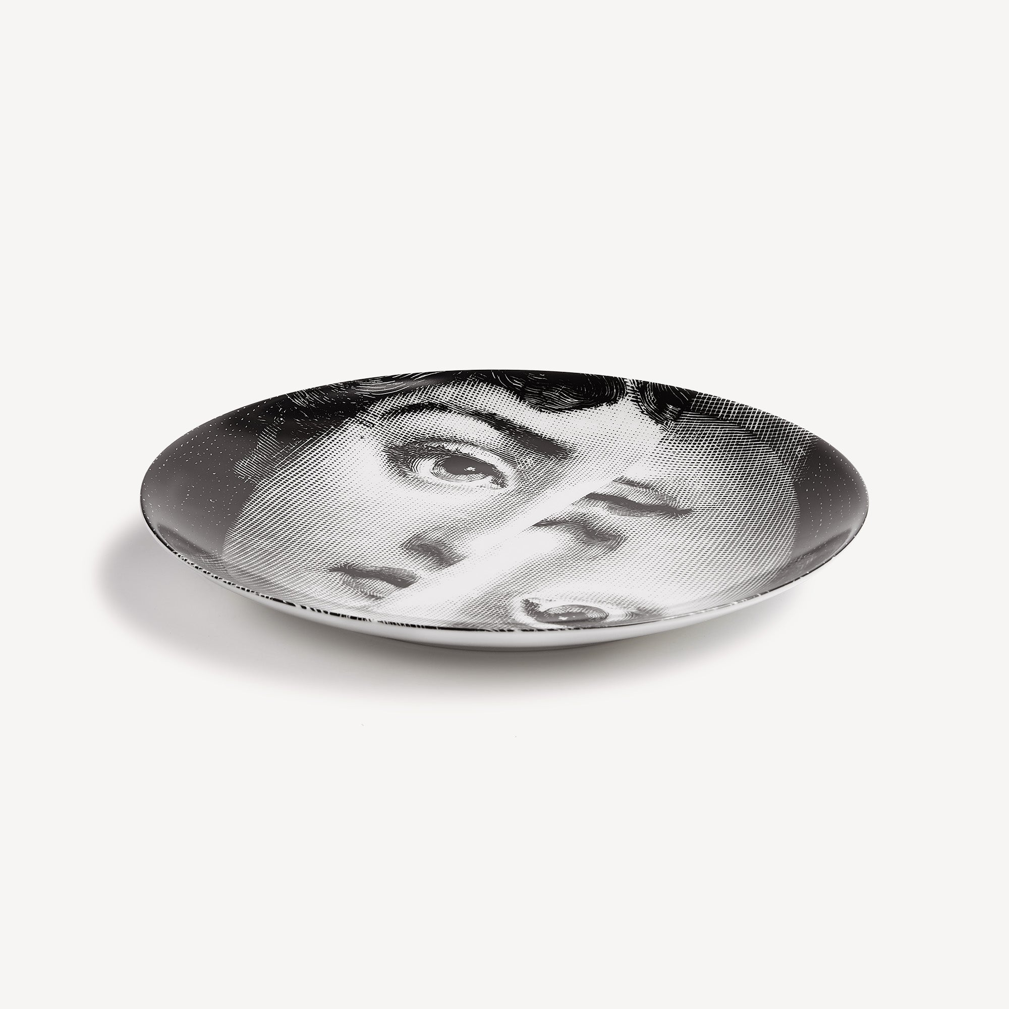 fornasetti-tema-e-variazioni-n-57-wandteller-porzellan image 2