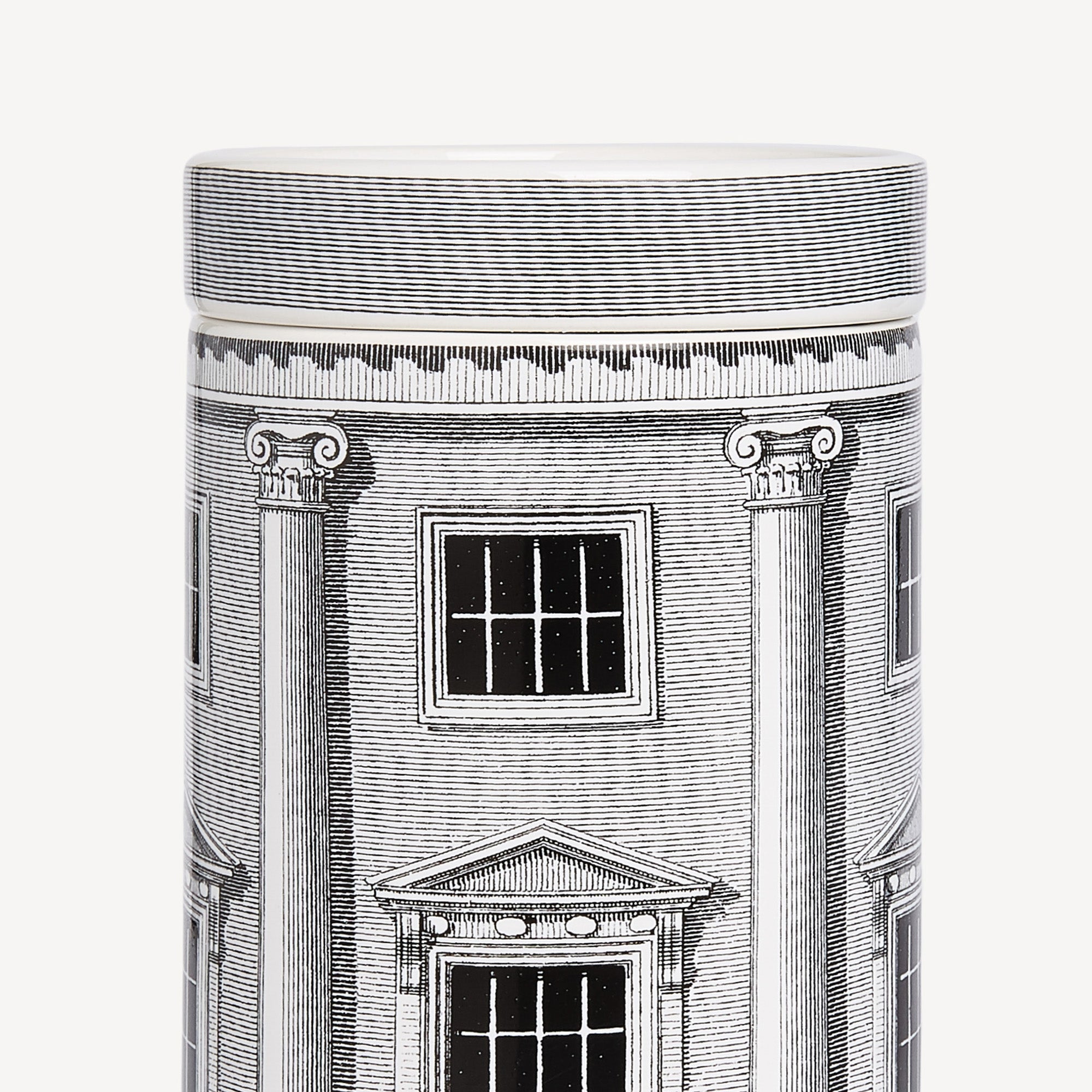 atelier-fornasetti-nel-mentre-duftkerze-architettura-immaginazione image 4